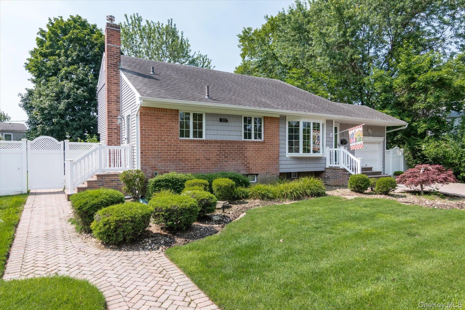 4 Jerold Street, Oyster Bay, NY, 3 Bedrooms Bedrooms, 8 Rooms Rooms,2 BathroomsBathrooms,Residential,For Rent,Jerold,0,1024441 4 Jerold Street, Oyster Bay, NY, 3 Bedrooms Bedrooms, 8 Rooms Rooms,2 BathroomsBathrooms,Residential,For Rent,Jerold,0,1024441