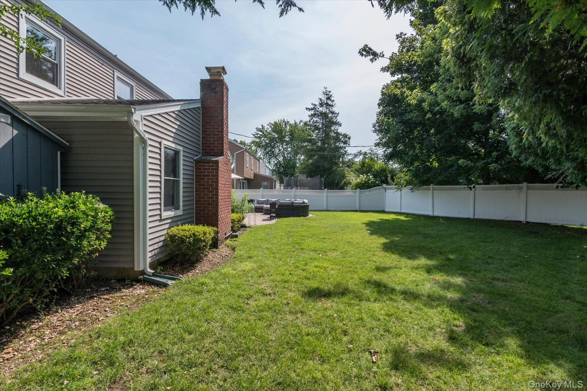 4 Jerold Street, Oyster Bay, NY, 3 Bedrooms Bedrooms, 8 Rooms Rooms,2 BathroomsBathrooms,Residential,For Rent,Jerold,0,1024441 4 Jerold Street, Oyster Bay, NY, 3 Bedrooms Bedrooms, 8 Rooms Rooms,2 BathroomsBathrooms,Residential,For Rent,Jerold,0,1024441