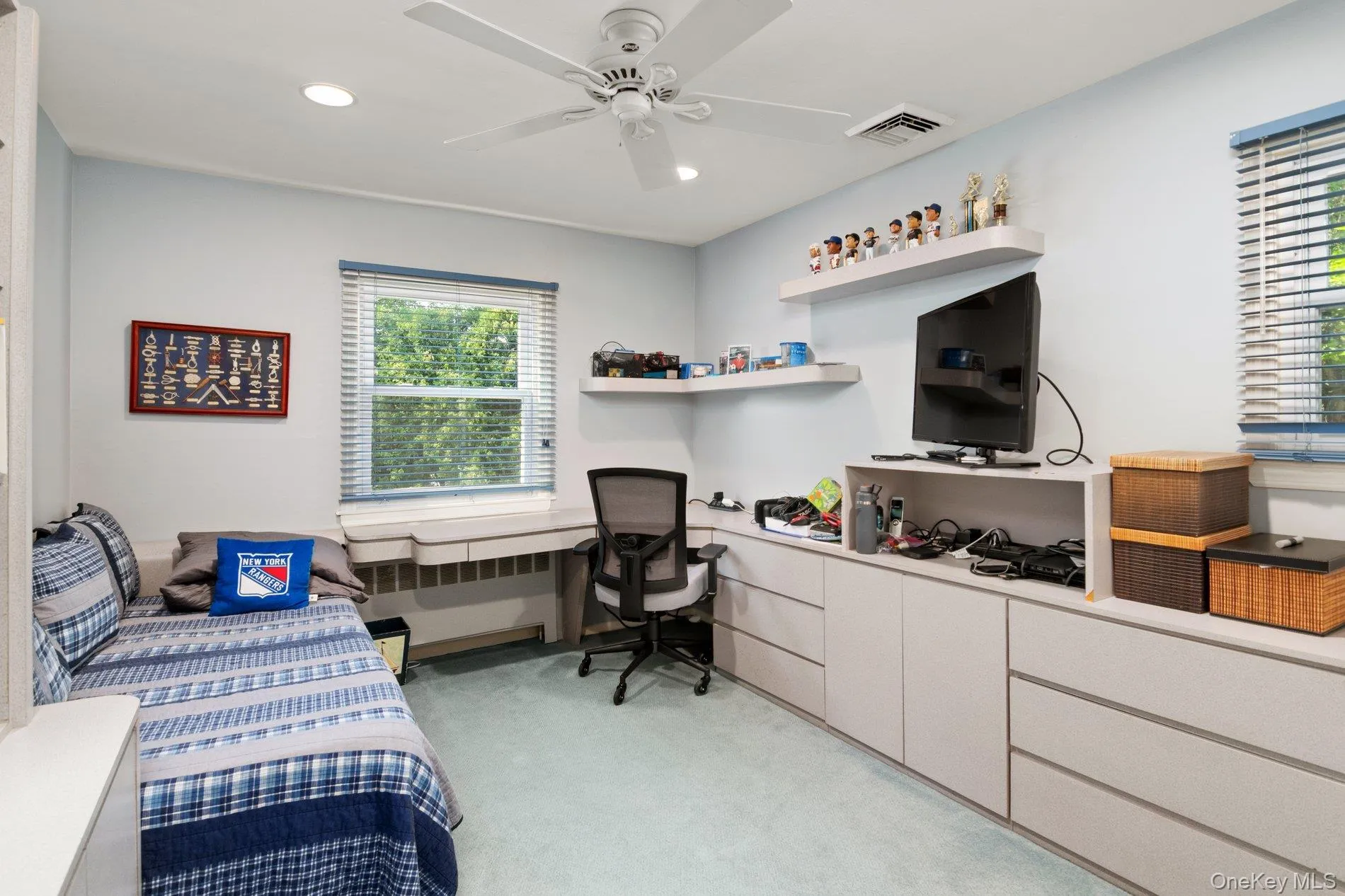4 Jerold Street, Oyster Bay, NY, 3 Bedrooms Bedrooms, 8 Rooms Rooms,2 BathroomsBathrooms,Residential,For Rent,Jerold,0,1024441 4 Jerold Street, Oyster Bay, NY, 3 Bedrooms Bedrooms, 8 Rooms Rooms,2 BathroomsBathrooms,Residential,For Rent,Jerold,0,1024441