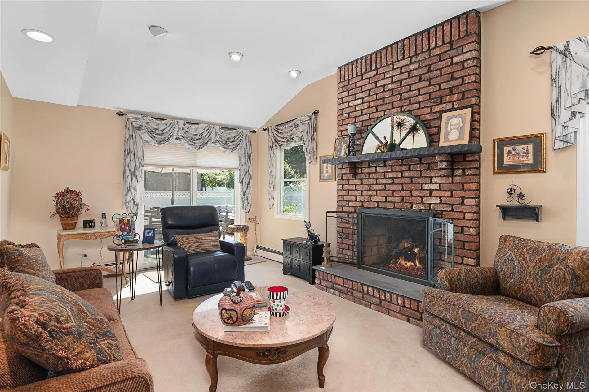 4 Jerold Street, Oyster Bay, NY, 3 Bedrooms Bedrooms, 8 Rooms Rooms,2 BathroomsBathrooms,Residential,For Rent,Jerold,0,1024441 4 Jerold Street, Oyster Bay, NY, 3 Bedrooms Bedrooms, 8 Rooms Rooms,2 BathroomsBathrooms,Residential,For Rent,Jerold,0,1024441