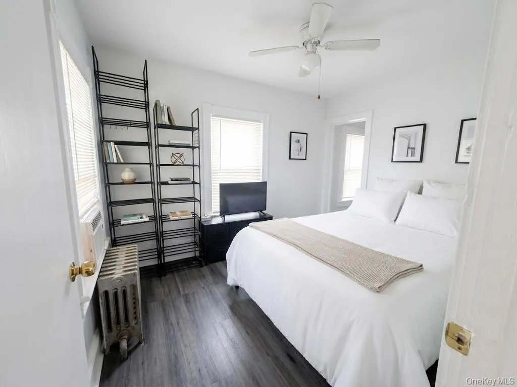 721 Wellwood Avenue, Babylon, NY, 1 Bedroom Bedrooms, 2 Rooms Rooms,1 BathroomBathrooms,Residential Lease,For Rent,Wellwood,0,1024444 721 Wellwood Avenue, Babylon, NY, 1 Bedroom Bedrooms, 2 Rooms Rooms,1 BathroomBathrooms,Residential Lease,For Rent,Wellwood,0,1024444