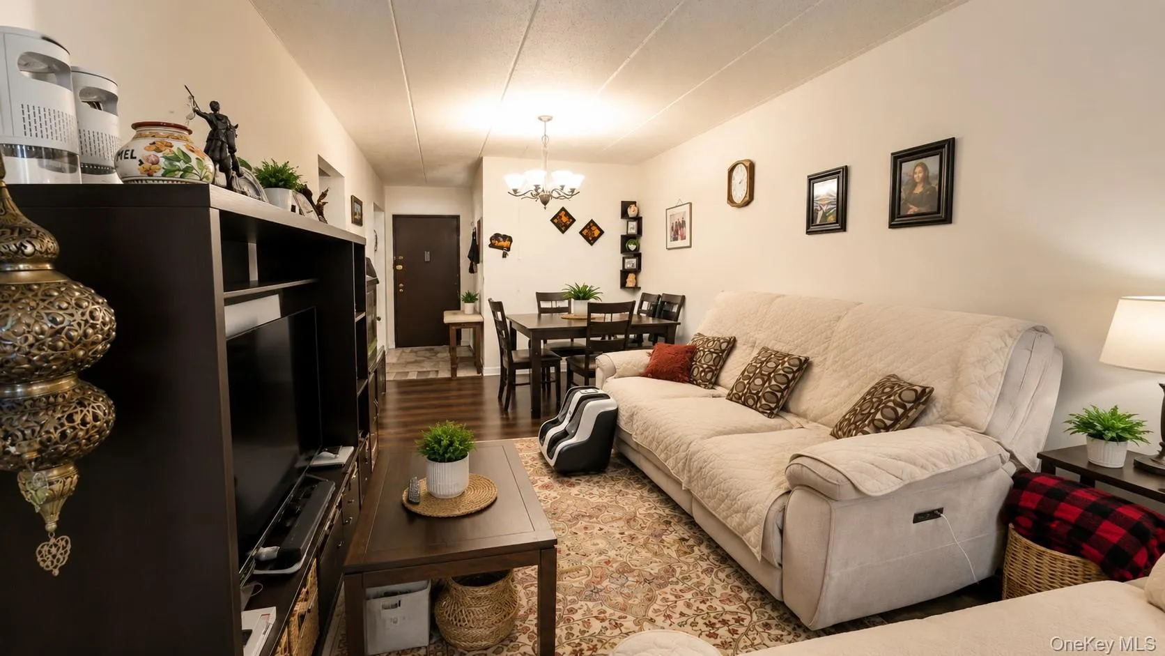 18016 Wexford Terrace, New York, NY, 2 Bedrooms Bedrooms, 6 Rooms Rooms,2 BathroomsBathrooms,Residential,For Rent,Wexford,0,1024446 18016 Wexford Terrace, New York, NY, 2 Bedrooms Bedrooms, 6 Rooms Rooms,2 BathroomsBathrooms,Residential,For Rent,Wexford,0,1024446