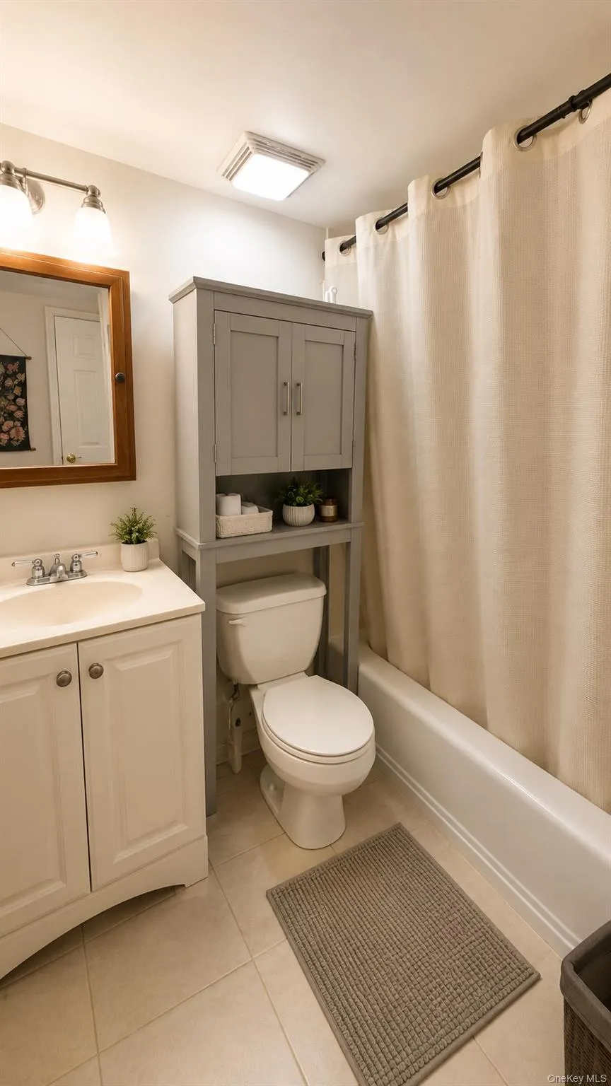 18016 Wexford Terrace, New York, NY, 2 Bedrooms Bedrooms, 6 Rooms Rooms,2 BathroomsBathrooms,Residential,For Rent,Wexford,0,1024446 18016 Wexford Terrace, New York, NY, 2 Bedrooms Bedrooms, 6 Rooms Rooms,2 BathroomsBathrooms,Residential,For Rent,Wexford,0,1024446