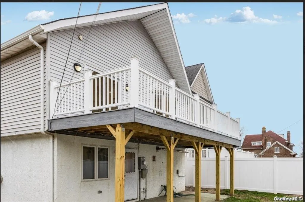 44 Penn Street, Long Beach, NY, 4 Bedrooms Bedrooms, 10 Rooms Rooms,3 BathroomsBathrooms,Residential Lease,For Rent,Penn,0,1024448 44 Penn Street, Long Beach, NY, 4 Bedrooms Bedrooms, 10 Rooms Rooms,3 BathroomsBathrooms,Residential Lease,For Rent,Penn,0,1024448