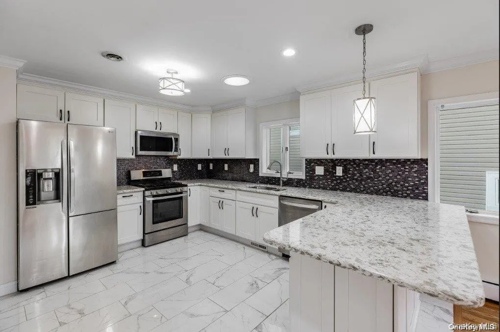 44 Penn Street, Long Beach, NY, 4 Bedrooms Bedrooms, 10 Rooms Rooms,3 BathroomsBathrooms,Residential Lease,For Rent,Penn,0,1024448 44 Penn Street, Long Beach, NY, 4 Bedrooms Bedrooms, 10 Rooms Rooms,3 BathroomsBathrooms,Residential Lease,For Rent,Penn,0,1024448
