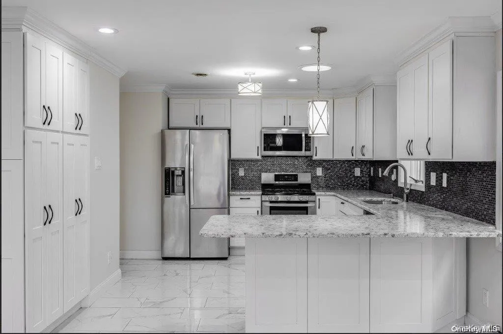 44 Penn Street, Long Beach, NY, 4 Bedrooms Bedrooms, 10 Rooms Rooms,3 BathroomsBathrooms,Residential Lease,For Rent,Penn,0,1024448 44 Penn Street, Long Beach, NY, 4 Bedrooms Bedrooms, 10 Rooms Rooms,3 BathroomsBathrooms,Residential Lease,For Rent,Penn,0,1024448