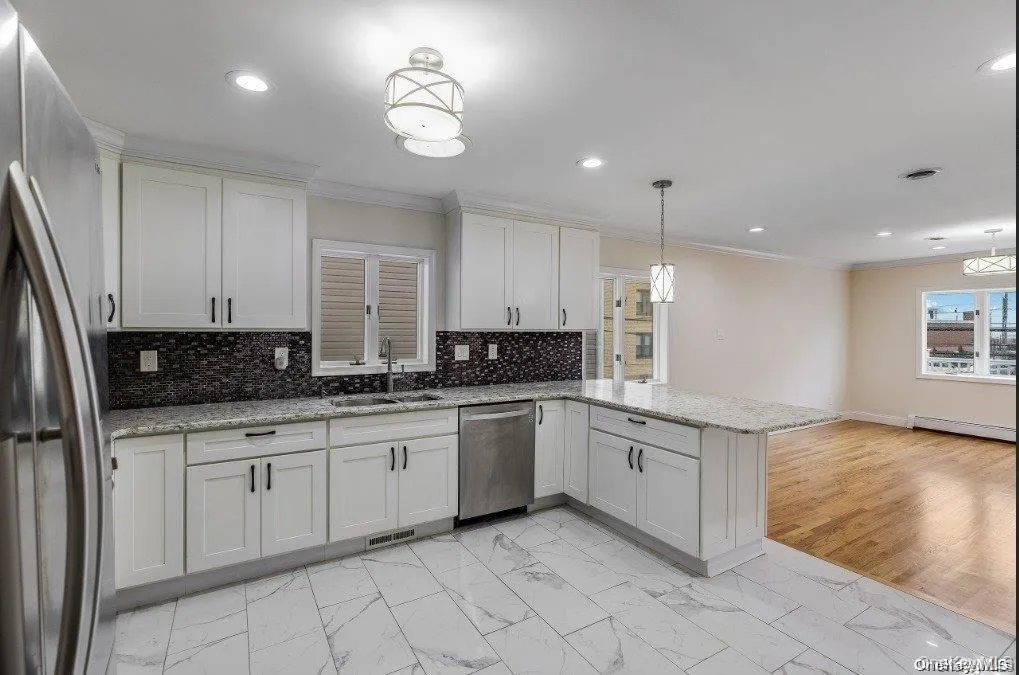 44 Penn Street, Long Beach, NY, 4 Bedrooms Bedrooms, 10 Rooms Rooms,3 BathroomsBathrooms,Residential Lease,For Rent,Penn,0,1024448 44 Penn Street, Long Beach, NY, 4 Bedrooms Bedrooms, 10 Rooms Rooms,3 BathroomsBathrooms,Residential Lease,For Rent,Penn,0,1024448