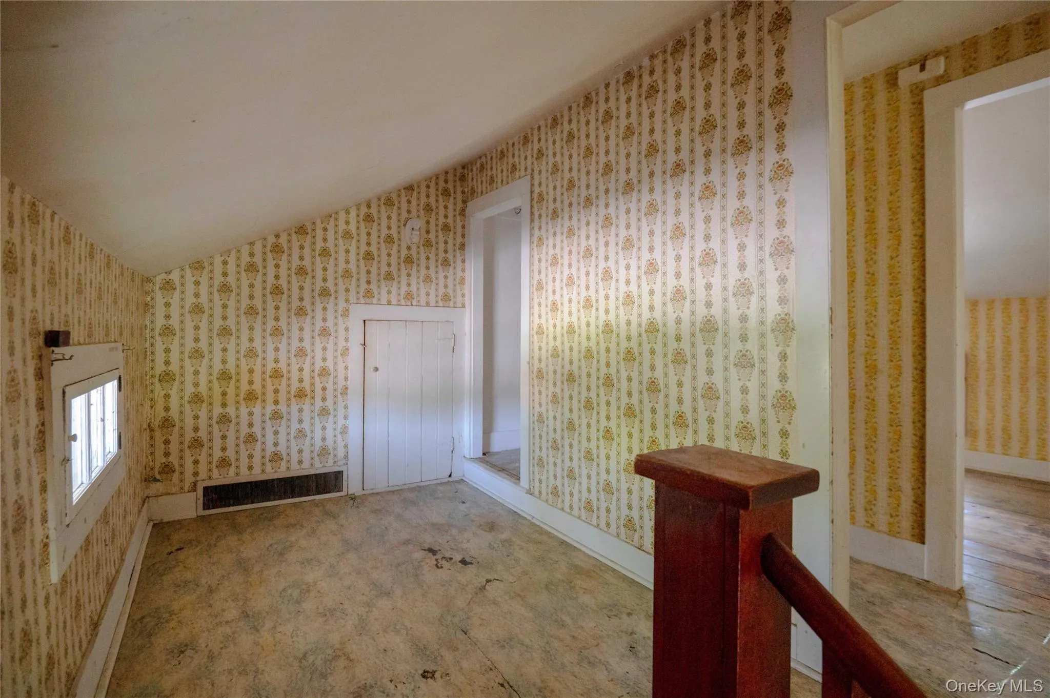 1402 Albany Avenue, Kinderhook, NY, 3 Bedrooms Bedrooms, 6 Rooms Rooms,2 BathroomsBathrooms,Residential,For Rent,Albany,0,1024450 1402 Albany Avenue, Kinderhook, NY, 3 Bedrooms Bedrooms, 6 Rooms Rooms,2 BathroomsBathrooms,Residential,For Rent,Albany,0,1024450