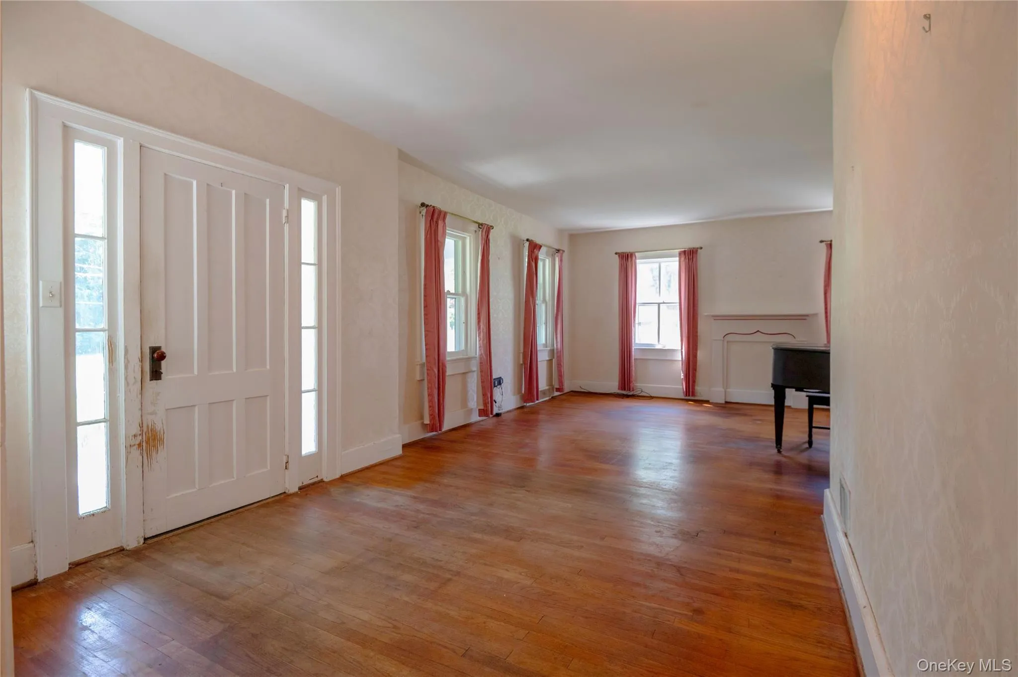 1402 Albany Avenue, Kinderhook, NY, 3 Bedrooms Bedrooms, 6 Rooms Rooms,2 BathroomsBathrooms,Residential,For Rent,Albany,0,1024450 1402 Albany Avenue, Kinderhook, NY, 3 Bedrooms Bedrooms, 6 Rooms Rooms,2 BathroomsBathrooms,Residential,For Rent,Albany,0,1024450