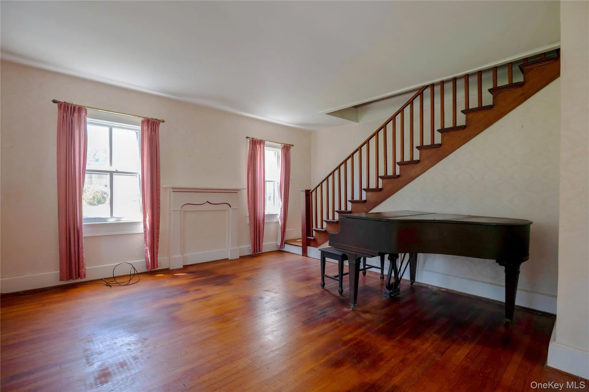 1402 Albany Avenue, Kinderhook, NY, 3 Bedrooms Bedrooms, 6 Rooms Rooms,2 BathroomsBathrooms,Residential,For Rent,Albany,0,1024450 1402 Albany Avenue, Kinderhook, NY, 3 Bedrooms Bedrooms, 6 Rooms Rooms,2 BathroomsBathrooms,Residential,For Rent,Albany,0,1024450