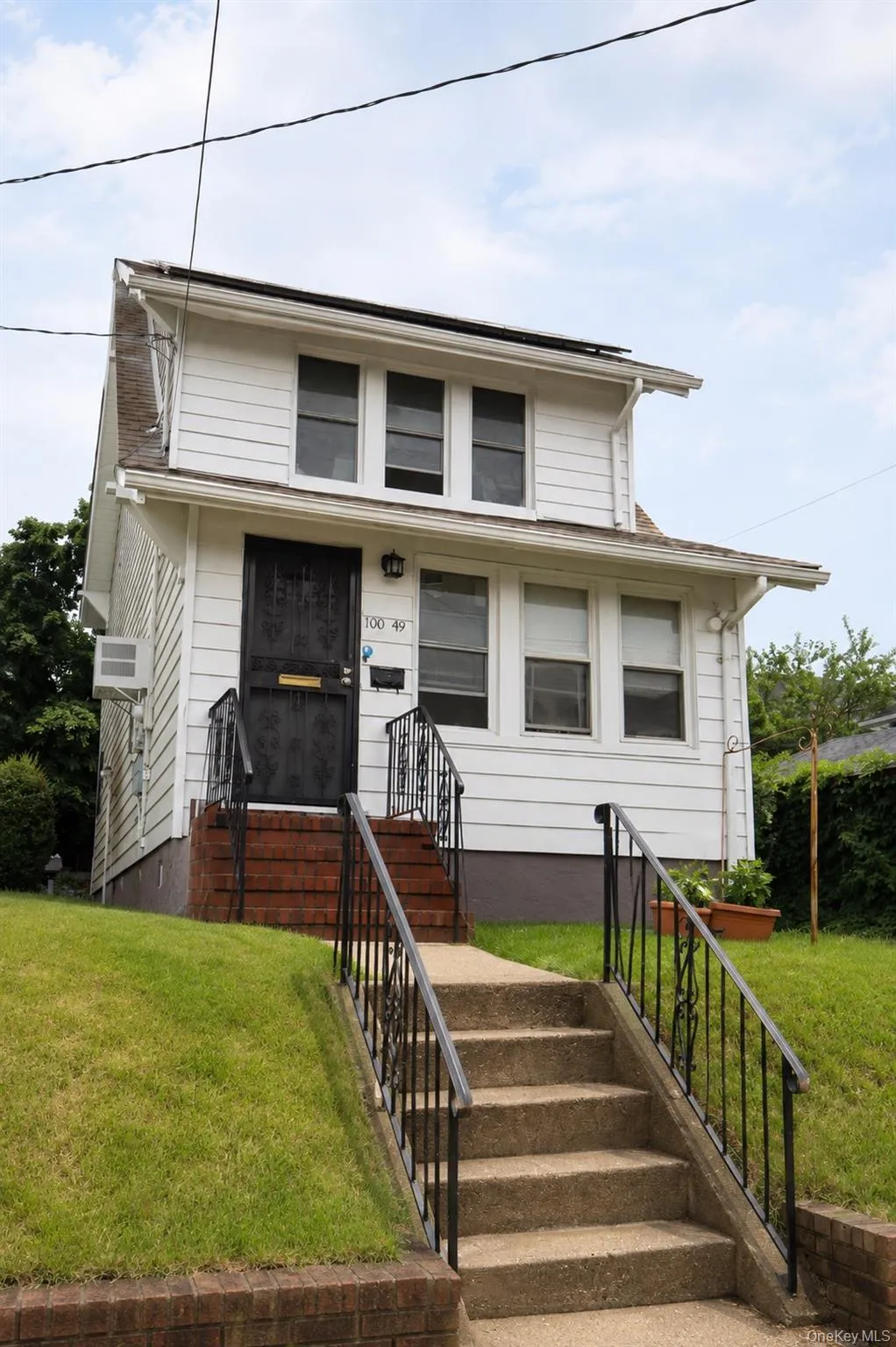 100-49 198th Street, New York, NY, 4 Bedrooms Bedrooms, 12 Rooms Rooms,3 BathroomsBathrooms,Residential,For Rent,198th,0,1024452 100-49 198th Street, New York, NY, 4 Bedrooms Bedrooms, 12 Rooms Rooms,3 BathroomsBathrooms,Residential,For Rent,198th,0,1024452