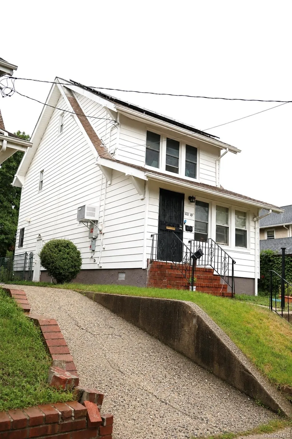 100-49 198th Street, New York, NY, 4 Bedrooms Bedrooms, 12 Rooms Rooms,3 BathroomsBathrooms,Residential,For Rent,198th,0,1024452 100-49 198th Street, New York, NY, 4 Bedrooms Bedrooms, 12 Rooms Rooms,3 BathroomsBathrooms,Residential,For Rent,198th,0,1024452