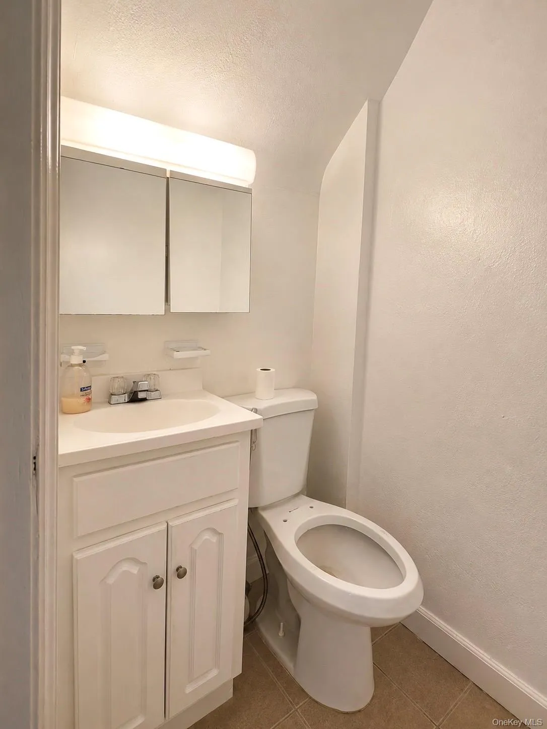 Attic 1/2 Bath Attic 1/2 Bath
