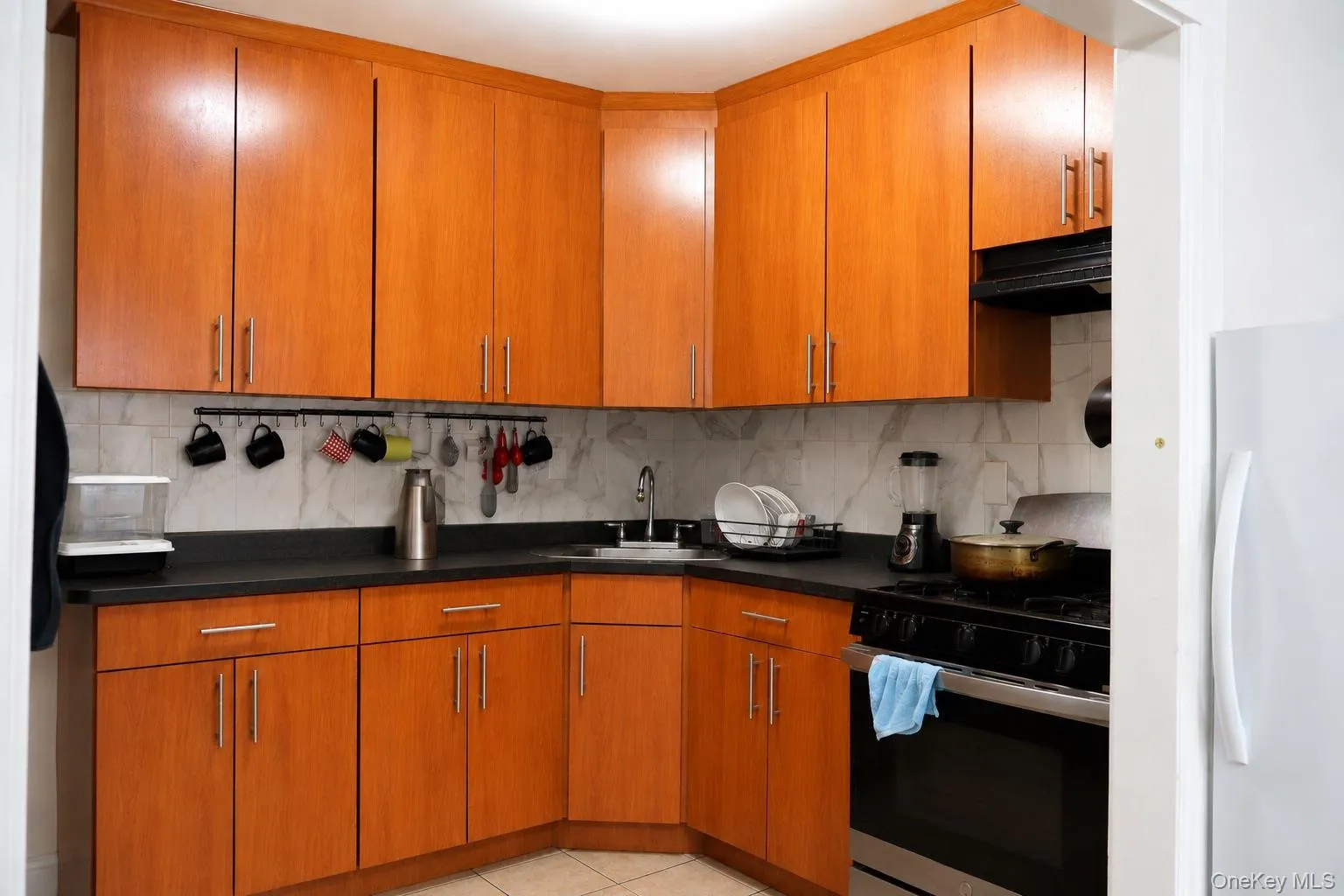100-49 198th Street, New York, NY, 4 Bedrooms Bedrooms, 12 Rooms Rooms,3 BathroomsBathrooms,Residential,For Rent,198th,0,1024452 100-49 198th Street, New York, NY, 4 Bedrooms Bedrooms, 12 Rooms Rooms,3 BathroomsBathrooms,Residential,For Rent,198th,0,1024452