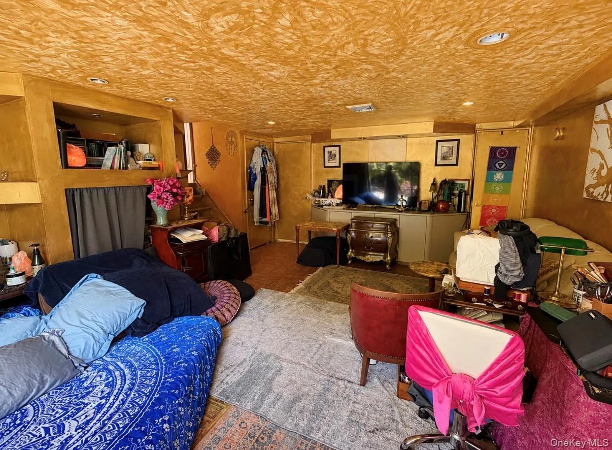 83 Bud Lane, Hempstead, NY, 3 Bedrooms Bedrooms, 7 Rooms Rooms,3 BathroomsBathrooms,Residential,For Rent,Bud,0,1024454 83 Bud Lane, Hempstead, NY, 3 Bedrooms Bedrooms, 7 Rooms Rooms,3 BathroomsBathrooms,Residential,For Rent,Bud,0,1024454