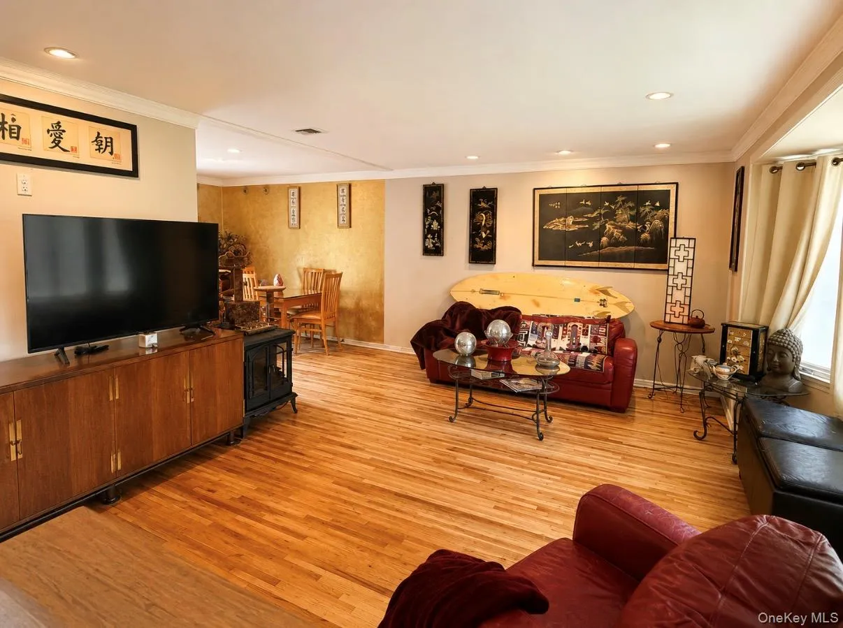 83 Bud Lane, Hempstead, NY, 3 Bedrooms Bedrooms, 7 Rooms Rooms,3 BathroomsBathrooms,Residential,For Rent,Bud,0,1024454 83 Bud Lane, Hempstead, NY, 3 Bedrooms Bedrooms, 7 Rooms Rooms,3 BathroomsBathrooms,Residential,For Rent,Bud,0,1024454