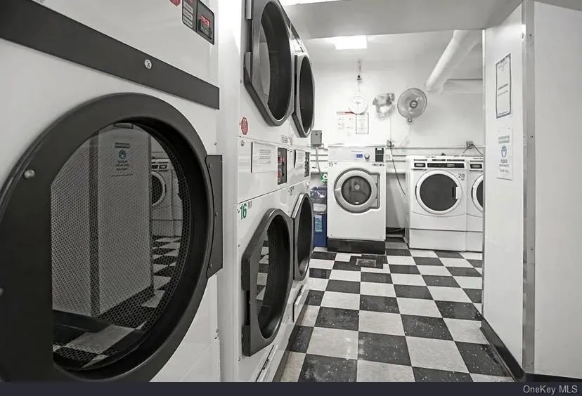2550 Independence Avenue, New York, NY, 1 Bedroom Bedrooms, 31 Rooms Rooms,1 BathroomBathrooms,Residential,For Rent,Independence,0,1024456 2550 Independence Avenue, New York, NY, 1 Bedroom Bedrooms, 31 Rooms Rooms,1 BathroomBathrooms,Residential,For Rent,Independence,0,1024456