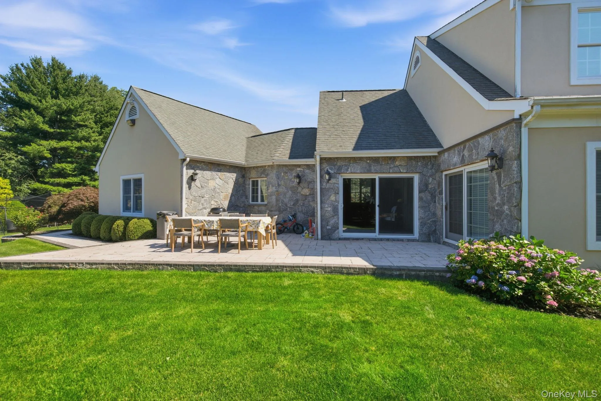 15 Ellis Drive, White Plains, NY, 4 Bedrooms Bedrooms, 8 Rooms Rooms,3 BathroomsBathrooms,Residential,For Rent,Ellis,0,1024457 15 Ellis Drive, White Plains, NY, 4 Bedrooms Bedrooms, 8 Rooms Rooms,3 BathroomsBathrooms,Residential,For Rent,Ellis,0,1024457