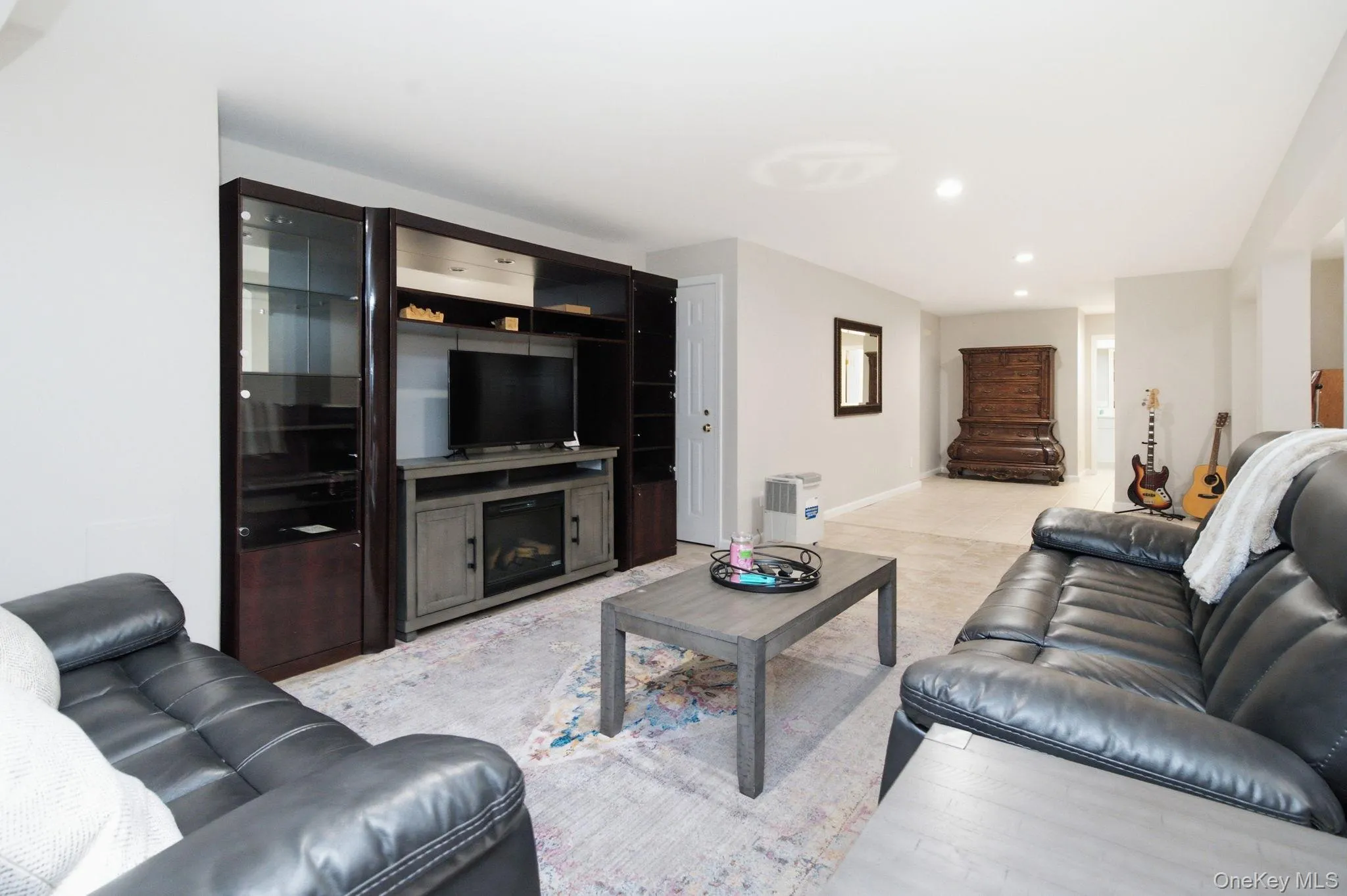 15 Ellis Drive, White Plains, NY, 4 Bedrooms Bedrooms, 8 Rooms Rooms,3 BathroomsBathrooms,Residential,For Rent,Ellis,0,1024457 15 Ellis Drive, White Plains, NY, 4 Bedrooms Bedrooms, 8 Rooms Rooms,3 BathroomsBathrooms,Residential,For Rent,Ellis,0,1024457
