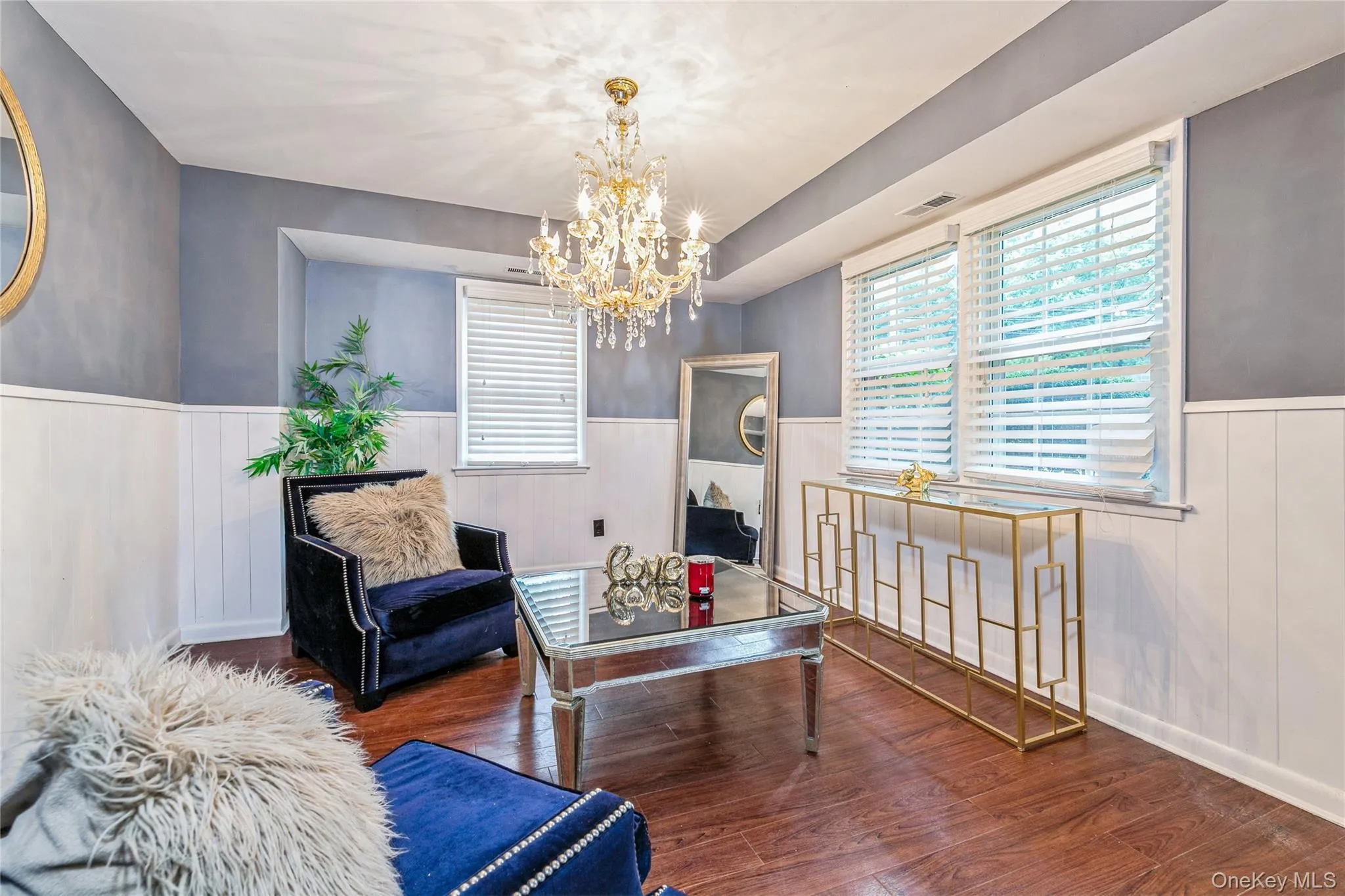 186 Oakwood Road, Huntington, NY, 3 Bedrooms Bedrooms, 7 Rooms Rooms,2 BathroomsBathrooms,Residential,For Rent,Oakwood,0,1024458 186 Oakwood Road, Huntington, NY, 3 Bedrooms Bedrooms, 7 Rooms Rooms,2 BathroomsBathrooms,Residential,For Rent,Oakwood,0,1024458