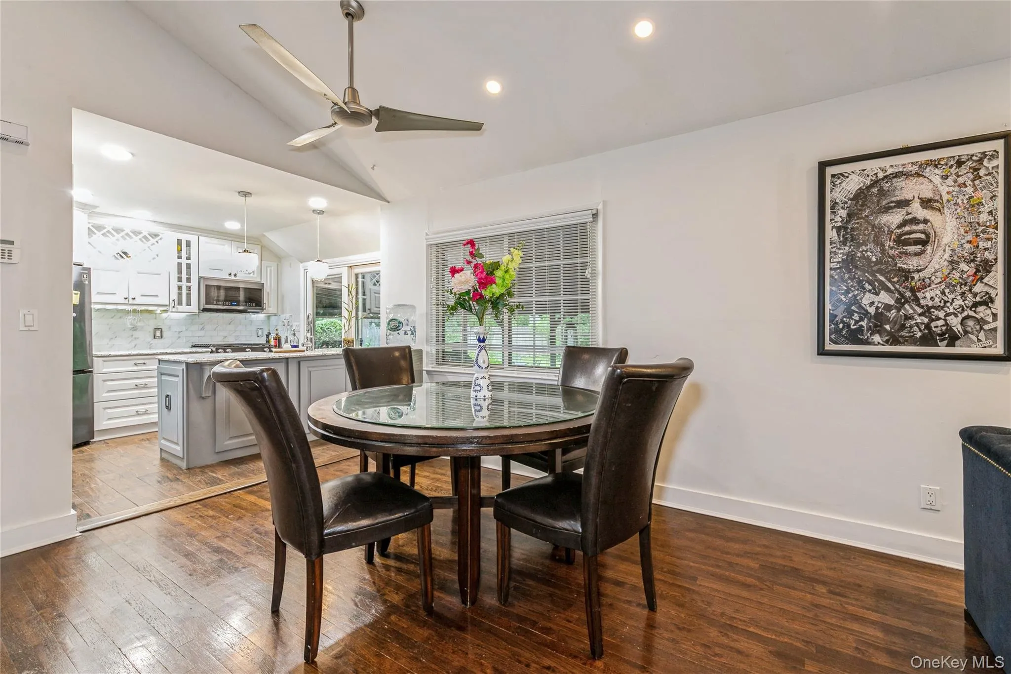 186 Oakwood Road, Huntington, NY, 3 Bedrooms Bedrooms, 7 Rooms Rooms,2 BathroomsBathrooms,Residential,For Rent,Oakwood,0,1024458 186 Oakwood Road, Huntington, NY, 3 Bedrooms Bedrooms, 7 Rooms Rooms,2 BathroomsBathrooms,Residential,For Rent,Oakwood,0,1024458