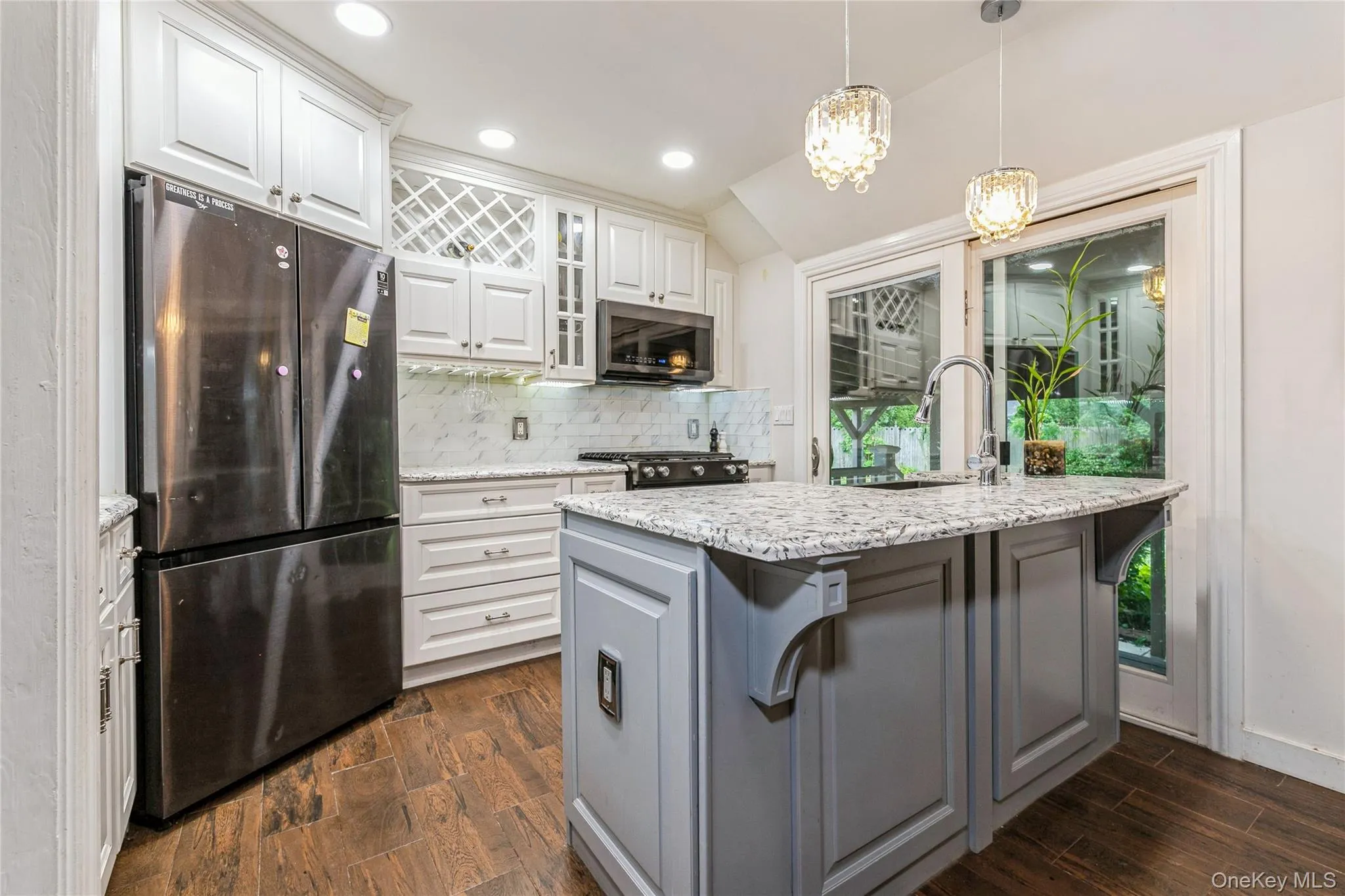 186 Oakwood Road, Huntington, NY, 3 Bedrooms Bedrooms, 7 Rooms Rooms,2 BathroomsBathrooms,Residential,For Rent,Oakwood,0,1024458 186 Oakwood Road, Huntington, NY, 3 Bedrooms Bedrooms, 7 Rooms Rooms,2 BathroomsBathrooms,Residential,For Rent,Oakwood,0,1024458