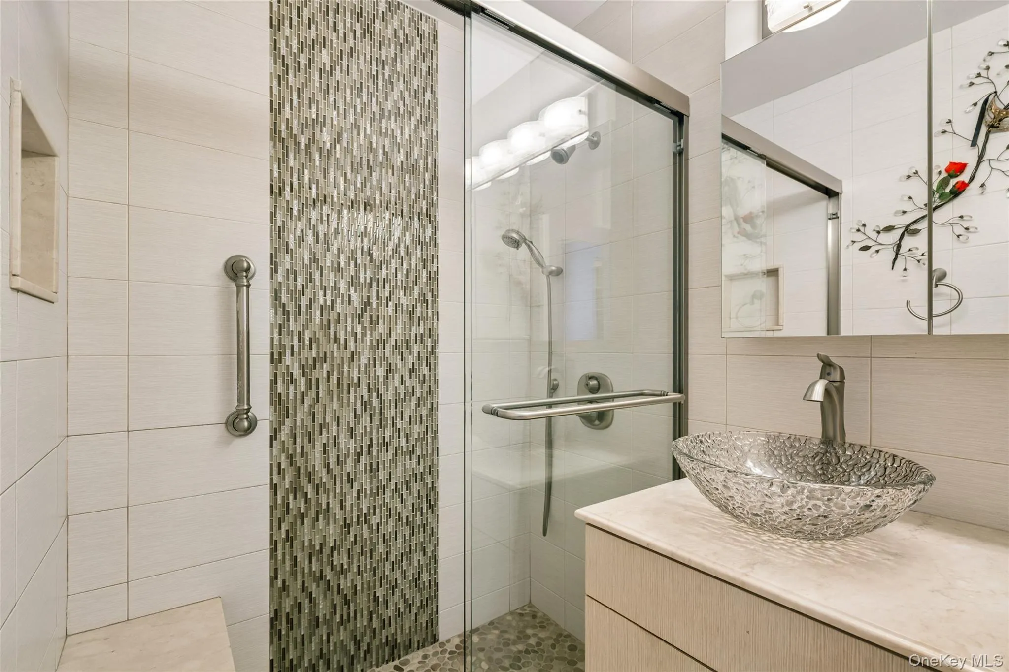 27010 Grand Central Parkway, New York, NY, 1 Bedroom Bedrooms, 4 Rooms Rooms,1 BathroomBathrooms,Residential,For Rent,Grand Central,0,1024460 27010 Grand Central Parkway, New York, NY, 1 Bedroom Bedrooms, 4 Rooms Rooms,1 BathroomBathrooms,Residential,For Rent,Grand Central,0,1024460