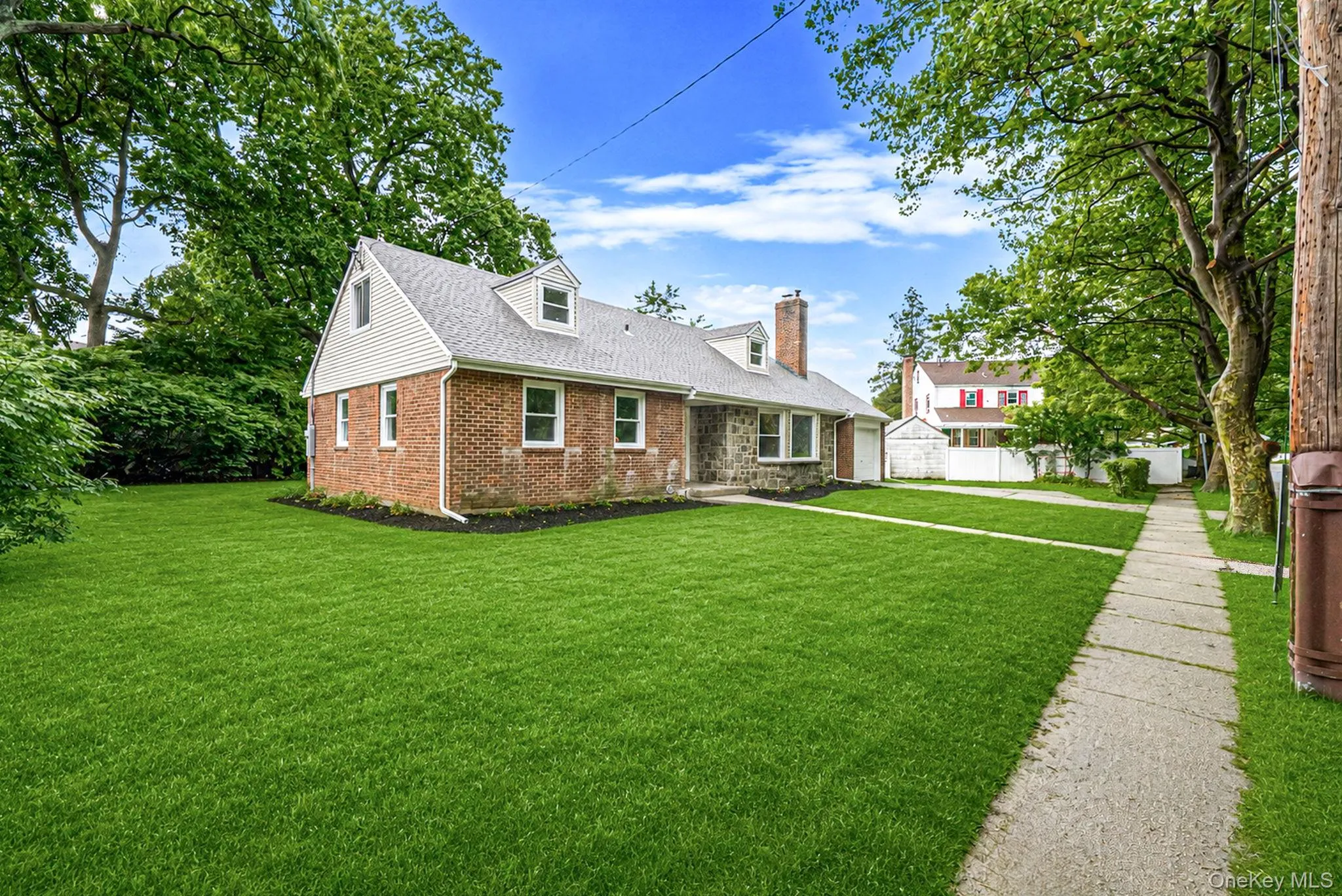 970 Hillman Street, Hempstead, NY, 5 Bedrooms Bedrooms, 8 Rooms Rooms,3 BathroomsBathrooms,Residential,For Rent,Hillman,0,1024461 970 Hillman Street, Hempstead, NY, 5 Bedrooms Bedrooms, 8 Rooms Rooms,3 BathroomsBathrooms,Residential,For Rent,Hillman,0,1024461