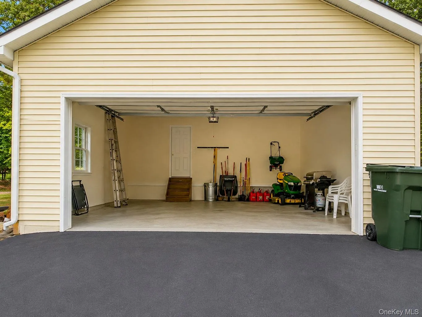 55 Fairway Drive, Minisink, NY, 3 Bedrooms Bedrooms, 10 Rooms Rooms,2 BathroomsBathrooms,Residential,For Rent,Fairway,0,1024464 55 Fairway Drive, Minisink, NY, 3 Bedrooms Bedrooms, 10 Rooms Rooms,2 BathroomsBathrooms,Residential,For Rent,Fairway,0,1024464