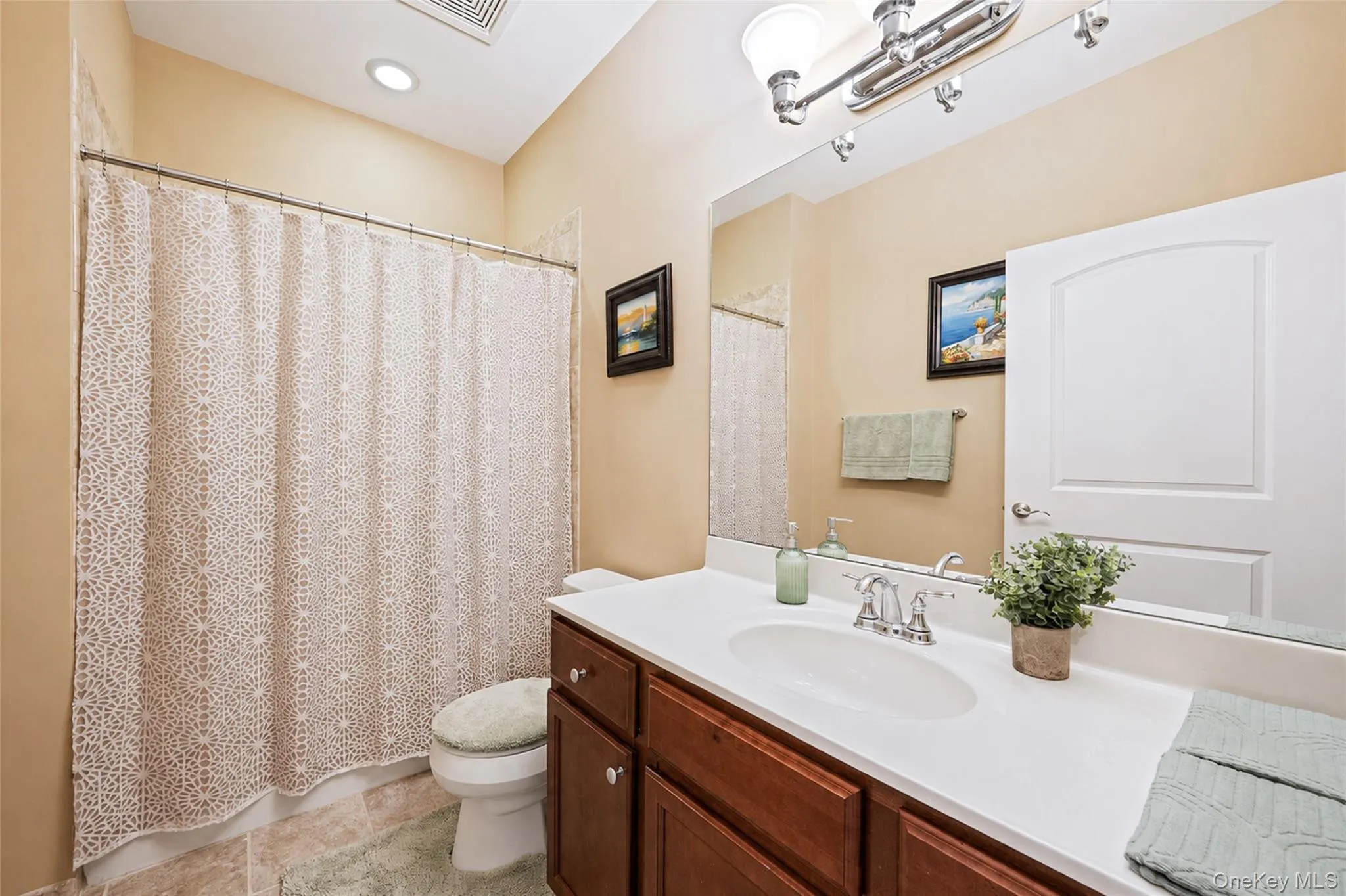 47 Barley Lane, Brookhaven, NY, 2 Bedrooms Bedrooms, 6 Rooms Rooms,2 BathroomsBathrooms,Residential,For Rent,Barley,0,1024468 47 Barley Lane, Brookhaven, NY, 2 Bedrooms Bedrooms, 6 Rooms Rooms,2 BathroomsBathrooms,Residential,For Rent,Barley,0,1024468