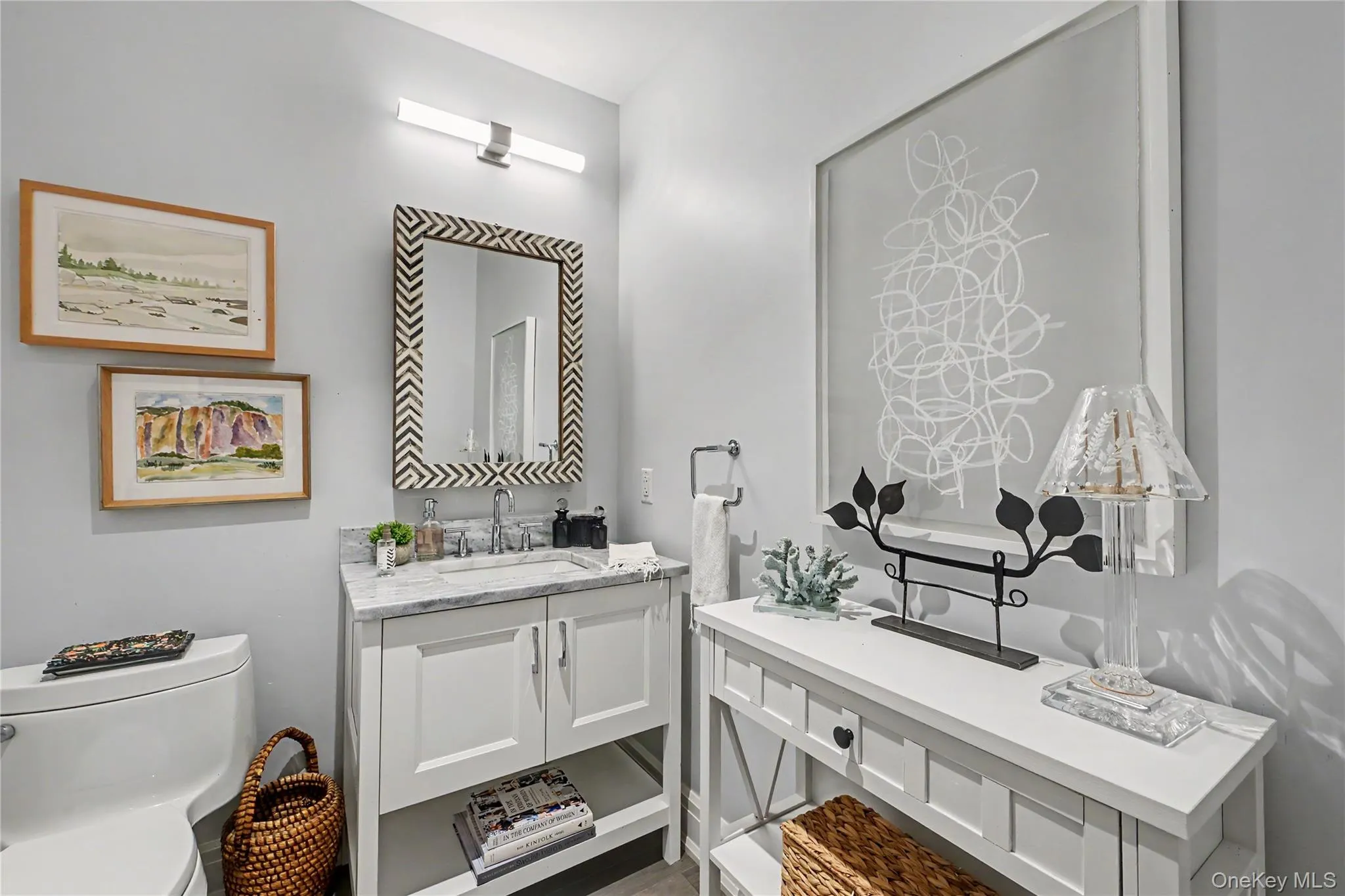 Powder room Powder room