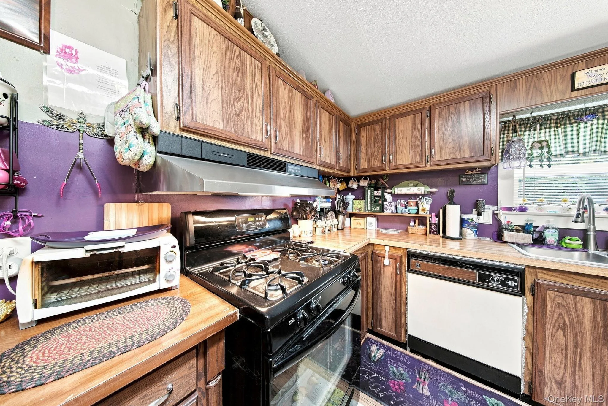 27 Delaware Drive, Deerpark, NY, 3 Bedrooms Bedrooms, 6 Rooms Rooms,2 BathroomsBathrooms,Residential,For Rent,Delaware,0,1024472 27 Delaware Drive, Deerpark, NY, 3 Bedrooms Bedrooms, 6 Rooms Rooms,2 BathroomsBathrooms,Residential,For Rent,Delaware,0,1024472