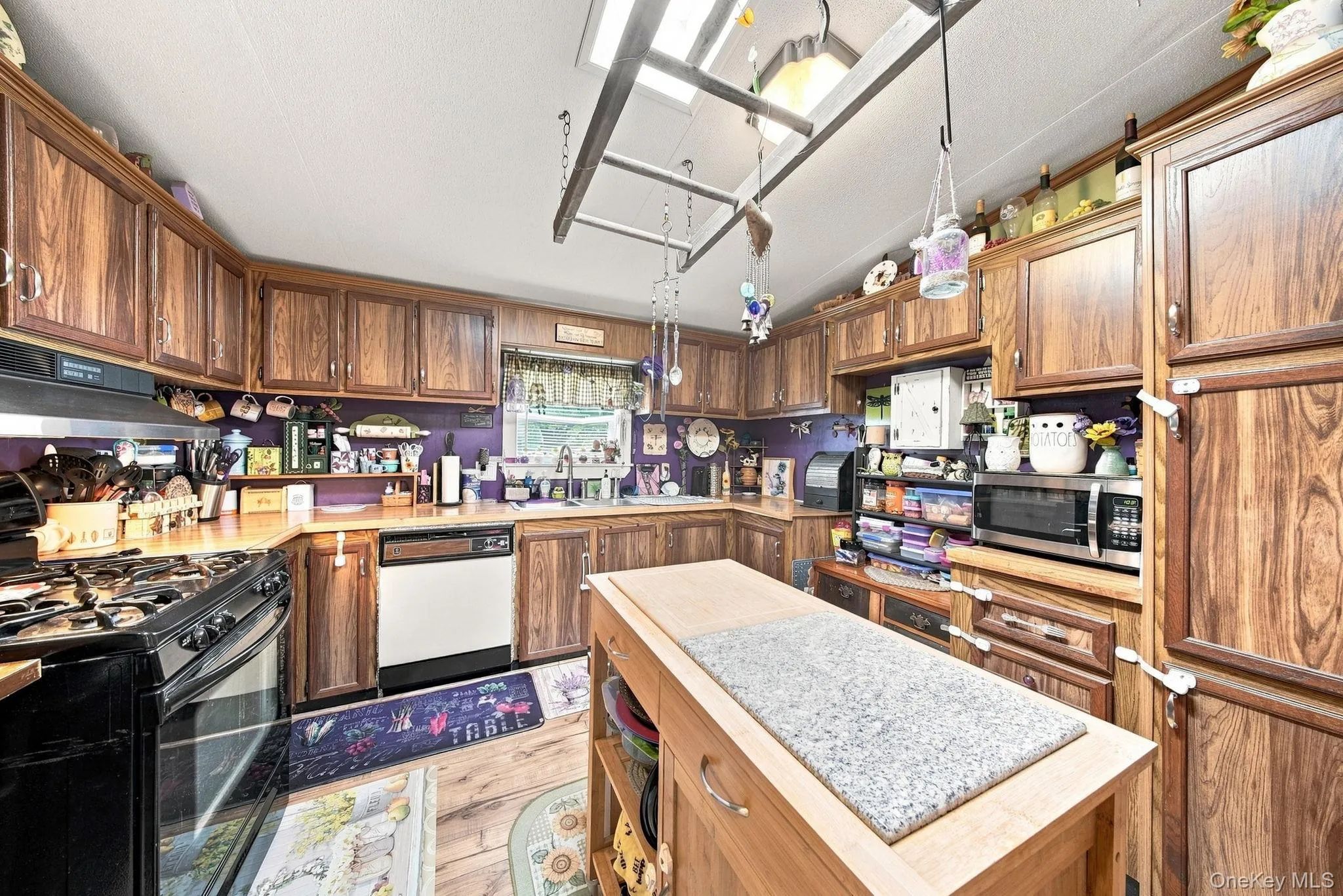 27 Delaware Drive, Deerpark, NY, 3 Bedrooms Bedrooms, 6 Rooms Rooms,2 BathroomsBathrooms,Residential,For Rent,Delaware,0,1024472 27 Delaware Drive, Deerpark, NY, 3 Bedrooms Bedrooms, 6 Rooms Rooms,2 BathroomsBathrooms,Residential,For Rent,Delaware,0,1024472
