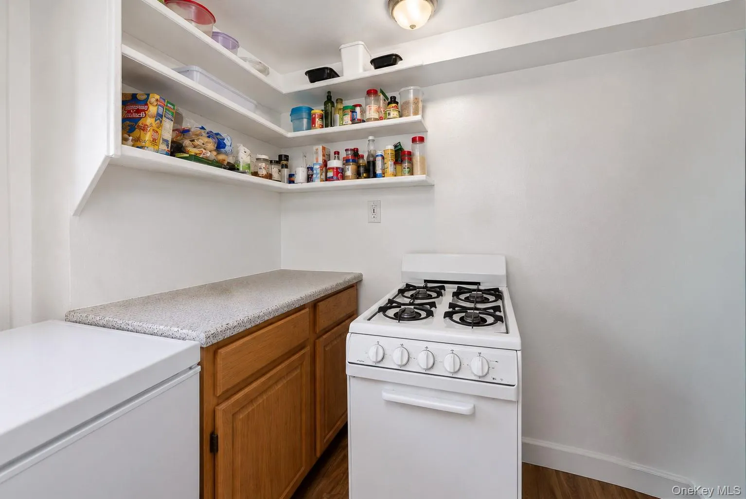 907 46th Street, New York, NY, 3 Bedrooms Bedrooms, 8 Rooms Rooms,2 BathroomsBathrooms,Residential,For Rent,46th,0,1024474 907 46th Street, New York, NY, 3 Bedrooms Bedrooms, 8 Rooms Rooms,2 BathroomsBathrooms,Residential,For Rent,46th,0,1024474
