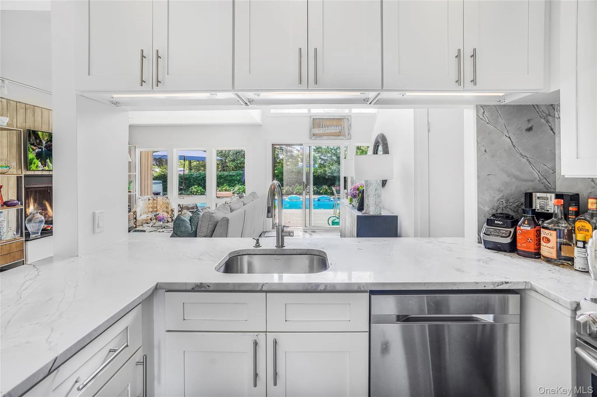 77 Bay Walk, Brookhaven, NY, 3 Bedrooms Bedrooms, 6 Rooms Rooms,2 BathroomsBathrooms,Residential,For Rent,Bay,0,1024478 77 Bay Walk, Brookhaven, NY, 3 Bedrooms Bedrooms, 6 Rooms Rooms,2 BathroomsBathrooms,Residential,For Rent,Bay,0,1024478