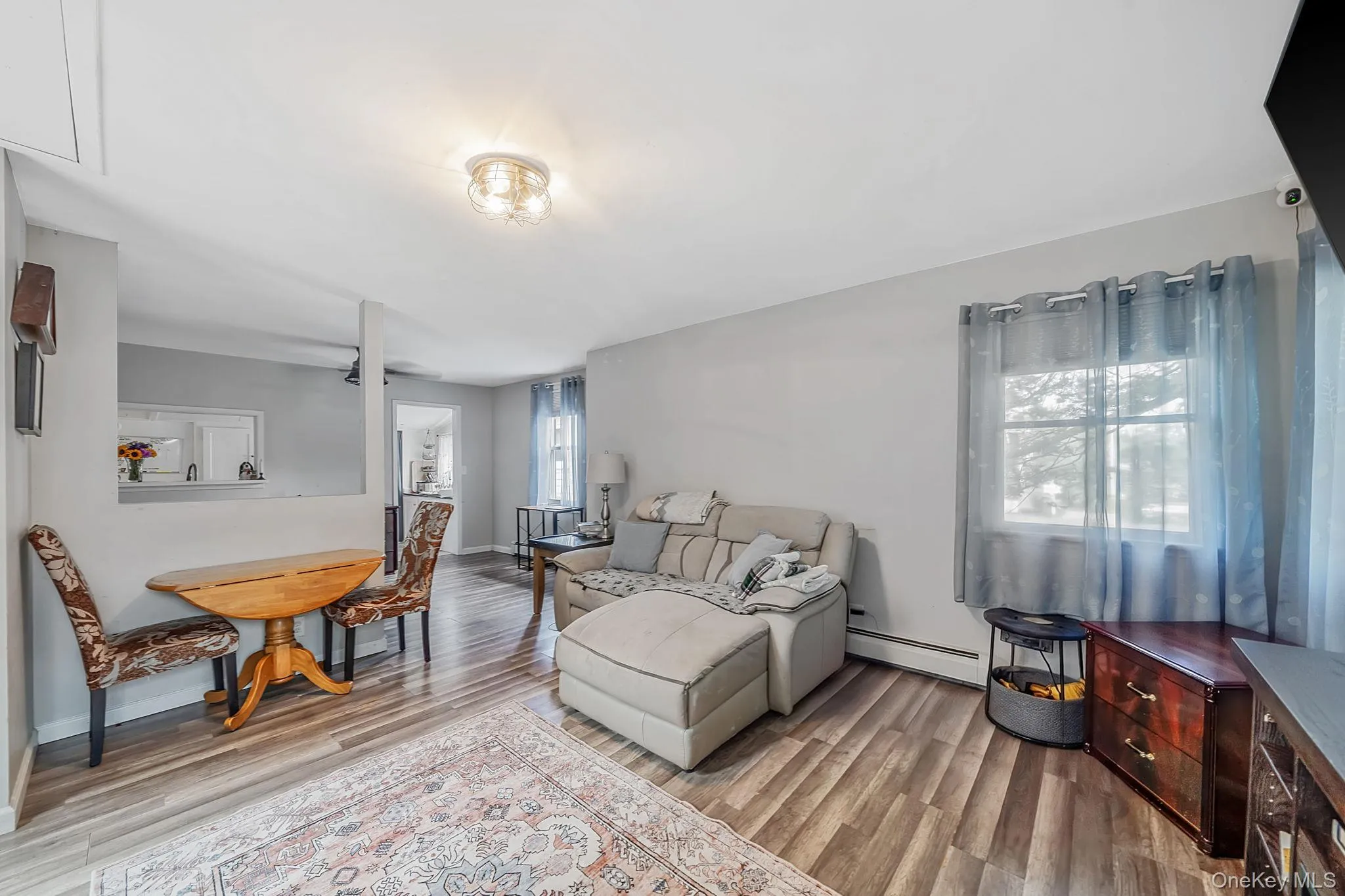 36 Rosalie Place, Brookhaven, NY, 2 Bedrooms Bedrooms, 4 Rooms Rooms,1 BathroomBathrooms,Residential,For Rent,Rosalie,0,1024480 36 Rosalie Place, Brookhaven, NY, 2 Bedrooms Bedrooms, 4 Rooms Rooms,1 BathroomBathrooms,Residential,For Rent,Rosalie,0,1024480