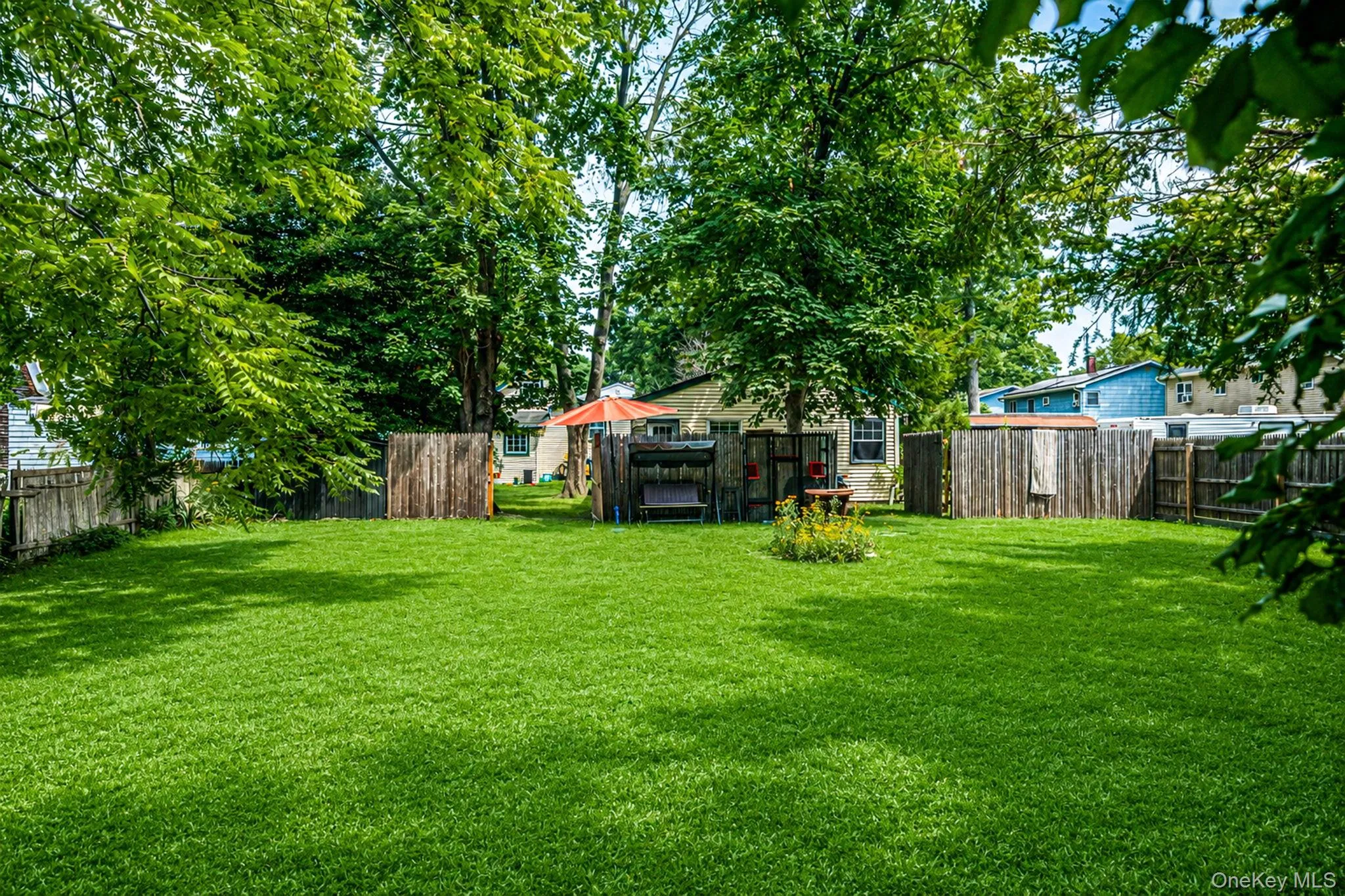 36 Rosalie Place, Brookhaven, NY, 2 Bedrooms Bedrooms, 4 Rooms Rooms,1 BathroomBathrooms,Residential,For Rent,Rosalie,0,1024480 36 Rosalie Place, Brookhaven, NY, 2 Bedrooms Bedrooms, 4 Rooms Rooms,1 BathroomBathrooms,Residential,For Rent,Rosalie,0,1024480