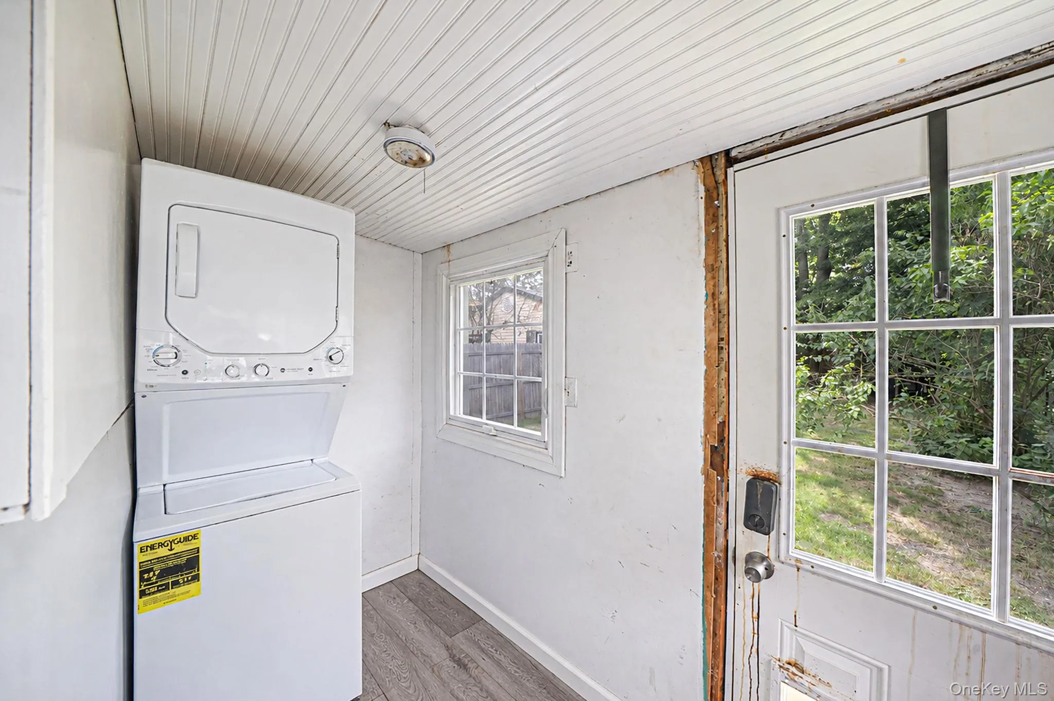 36 Rosalie Place, Brookhaven, NY, 2 Bedrooms Bedrooms, 4 Rooms Rooms,1 BathroomBathrooms,Residential,For Rent,Rosalie,0,1024480 36 Rosalie Place, Brookhaven, NY, 2 Bedrooms Bedrooms, 4 Rooms Rooms,1 BathroomBathrooms,Residential,For Rent,Rosalie,0,1024480