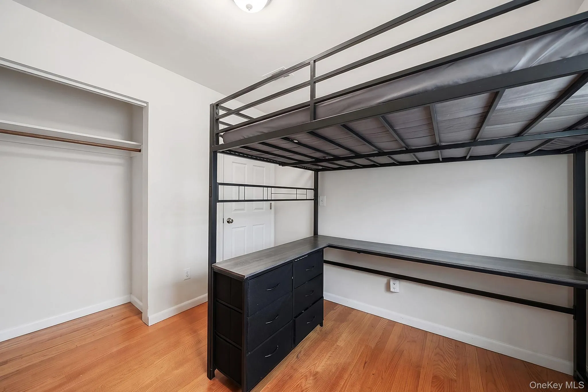 36 Rosalie Place, Brookhaven, NY, 2 Bedrooms Bedrooms, 4 Rooms Rooms,1 BathroomBathrooms,Residential,For Rent,Rosalie,0,1024480 36 Rosalie Place, Brookhaven, NY, 2 Bedrooms Bedrooms, 4 Rooms Rooms,1 BathroomBathrooms,Residential,For Rent,Rosalie,0,1024480