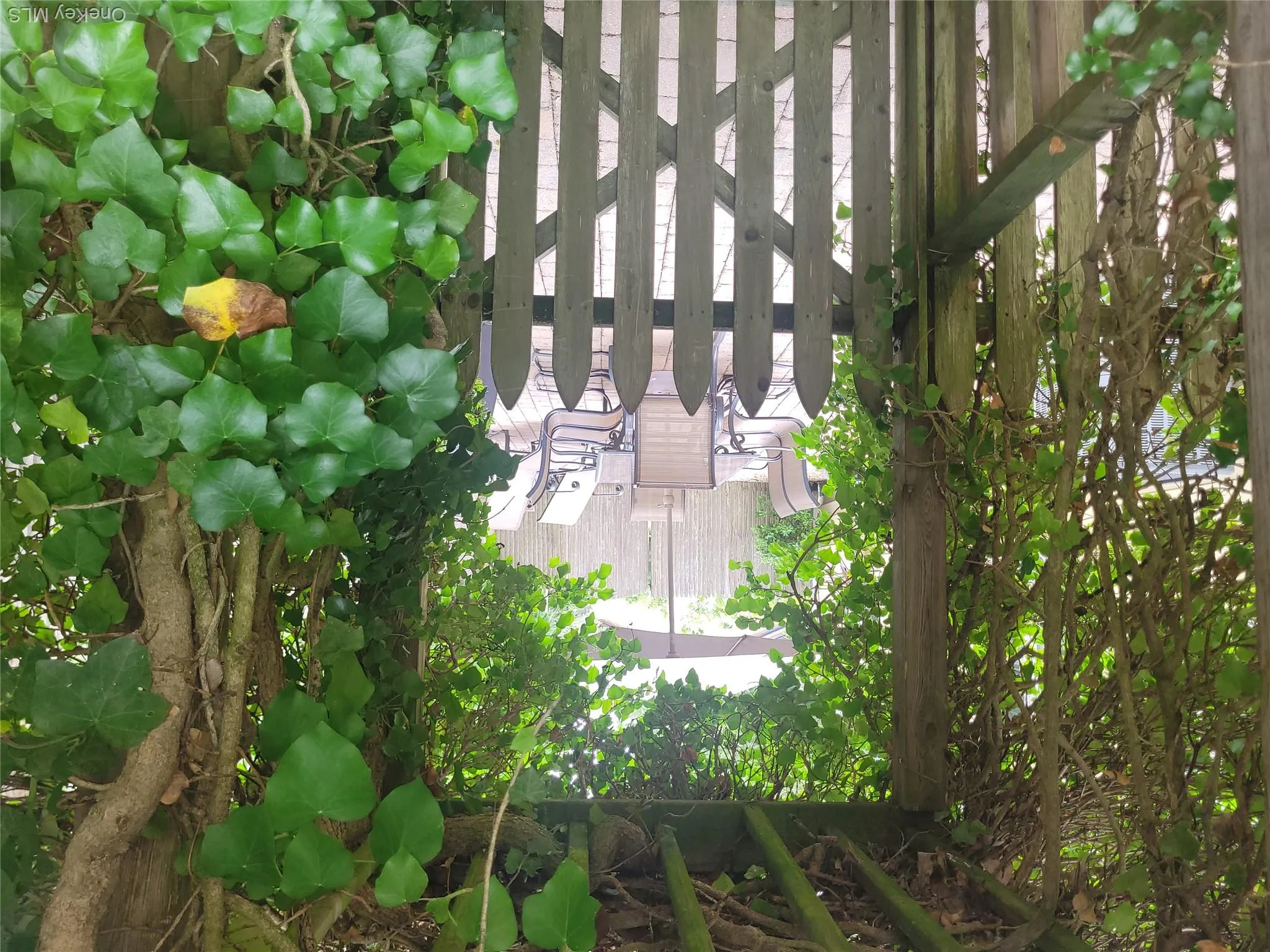 10 Graham Road, Southampton, NY, 3 Bedrooms Bedrooms, 7 Rooms Rooms,1 BathroomBathrooms,Residential,For Rent,Graham,0,1024482 10 Graham Road, Southampton, NY, 3 Bedrooms Bedrooms, 7 Rooms Rooms,1 BathroomBathrooms,Residential,For Rent,Graham,0,1024482
