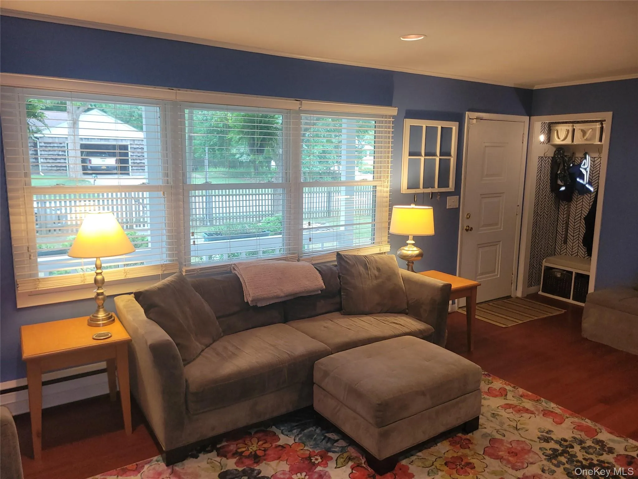 10 Graham Road, Southampton, NY, 3 Bedrooms Bedrooms, 7 Rooms Rooms,1 BathroomBathrooms,Residential,For Rent,Graham,0,1024482 10 Graham Road, Southampton, NY, 3 Bedrooms Bedrooms, 7 Rooms Rooms,1 BathroomBathrooms,Residential,For Rent,Graham,0,1024482
