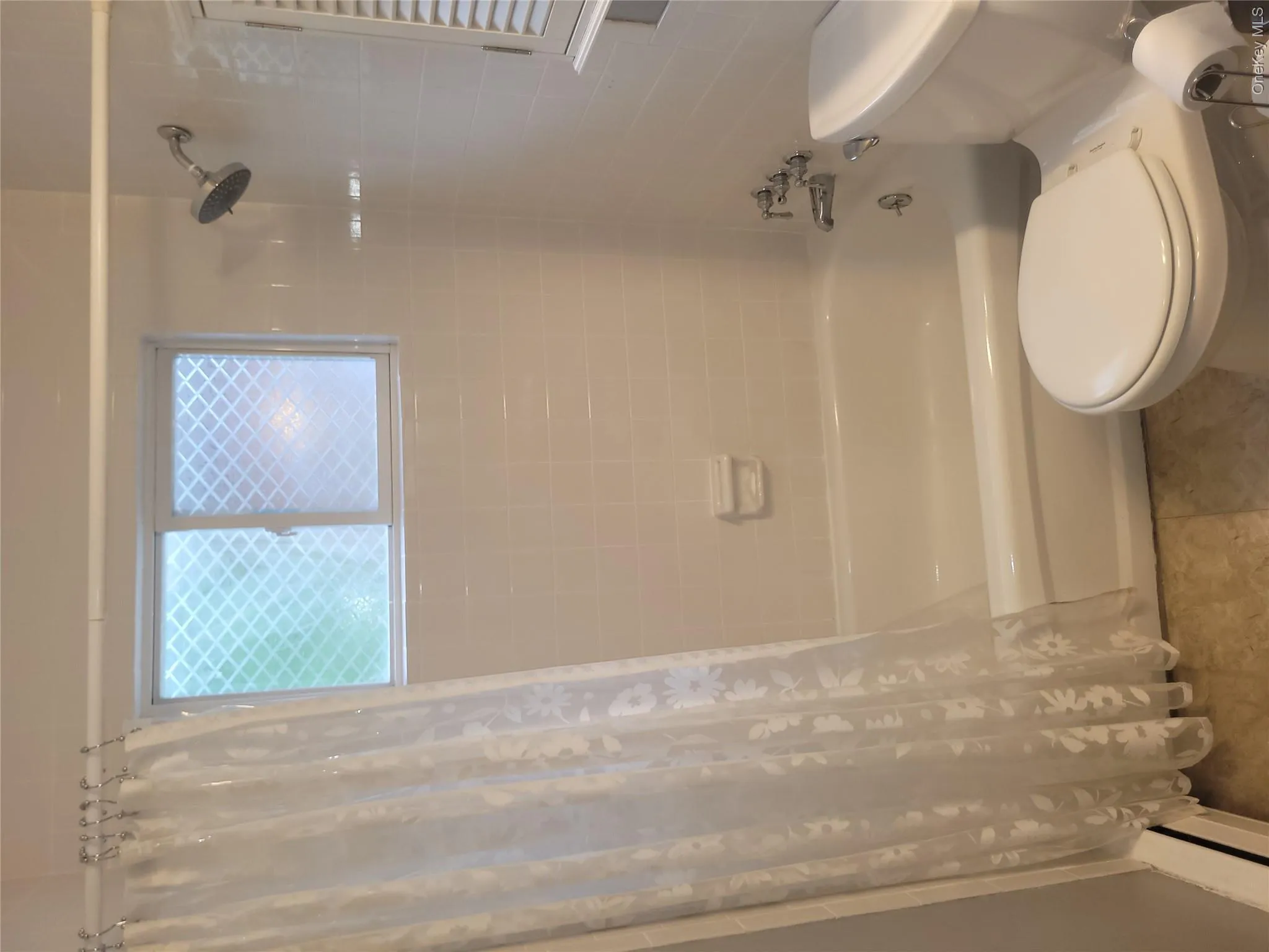 10 Graham Road, Southampton, NY, 3 Bedrooms Bedrooms, 7 Rooms Rooms,1 BathroomBathrooms,Residential,For Rent,Graham,0,1024482 10 Graham Road, Southampton, NY, 3 Bedrooms Bedrooms, 7 Rooms Rooms,1 BathroomBathrooms,Residential,For Rent,Graham,0,1024482