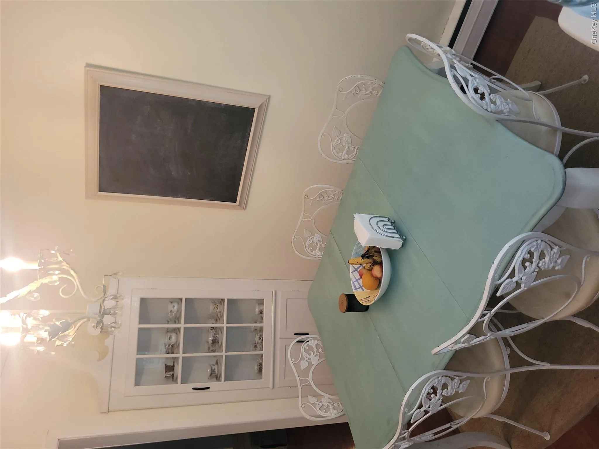 10 Graham Road, Southampton, NY, 3 Bedrooms Bedrooms, 7 Rooms Rooms,1 BathroomBathrooms,Residential,For Rent,Graham,0,1024482 10 Graham Road, Southampton, NY, 3 Bedrooms Bedrooms, 7 Rooms Rooms,1 BathroomBathrooms,Residential,For Rent,Graham,0,1024482
