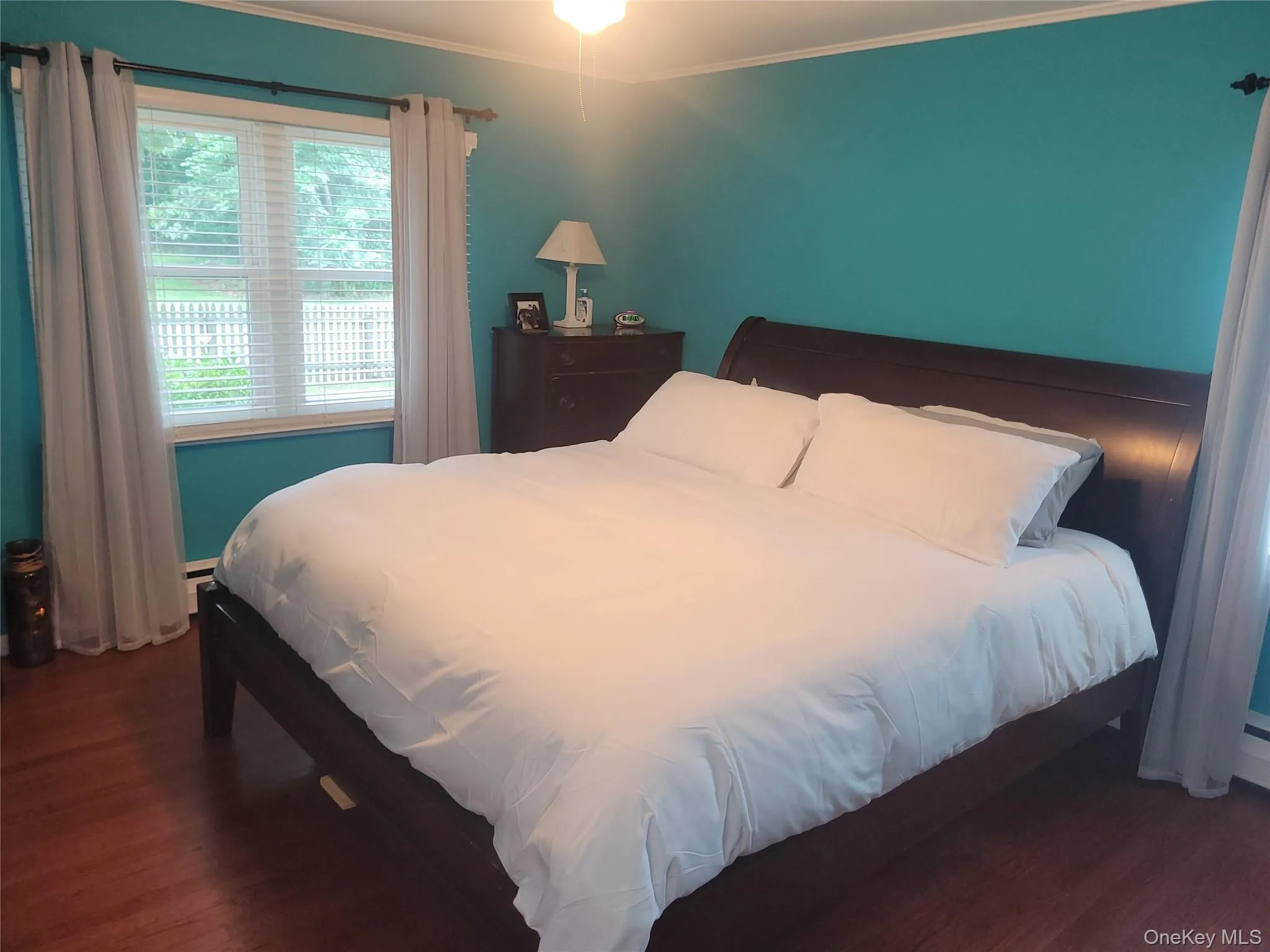 10 Graham Road, Southampton, NY, 3 Bedrooms Bedrooms, 7 Rooms Rooms,1 BathroomBathrooms,Residential,For Rent,Graham,0,1024482 10 Graham Road, Southampton, NY, 3 Bedrooms Bedrooms, 7 Rooms Rooms,1 BathroomBathrooms,Residential,For Rent,Graham,0,1024482