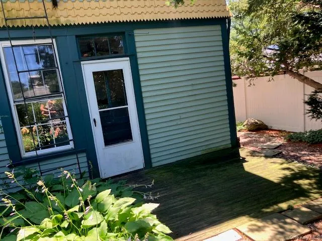 332 Franklin Avenue, Oyster Bay, NY, 1 Bedroom Bedrooms, 3 Rooms Rooms,1 BathroomBathrooms,Residential Lease,For Rent,Franklin,0,1024484 332 Franklin Avenue, Oyster Bay, NY, 1 Bedroom Bedrooms, 3 Rooms Rooms,1 BathroomBathrooms,Residential Lease,For Rent,Franklin,0,1024484