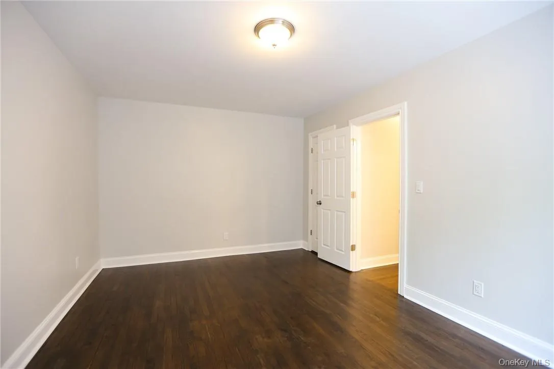 140 Hartsdale Avenue, Greenburgh, NY, 1 Bedroom Bedrooms, 3 Rooms Rooms,1 BathroomBathrooms,Residential Lease,For Rent,Hartsdale,0,1024485 140 Hartsdale Avenue, Greenburgh, NY, 1 Bedroom Bedrooms, 3 Rooms Rooms,1 BathroomBathrooms,Residential Lease,For Rent,Hartsdale,0,1024485