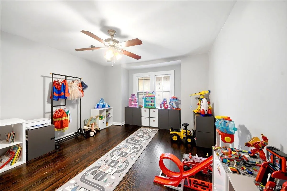86 Maple Street, Greenburgh, NY, 4 Bedrooms Bedrooms, 8 Rooms Rooms,2 BathroomsBathrooms,Residential,For Rent,Maple,0,1024486 86 Maple Street, Greenburgh, NY, 4 Bedrooms Bedrooms, 8 Rooms Rooms,2 BathroomsBathrooms,Residential,For Rent,Maple,0,1024486