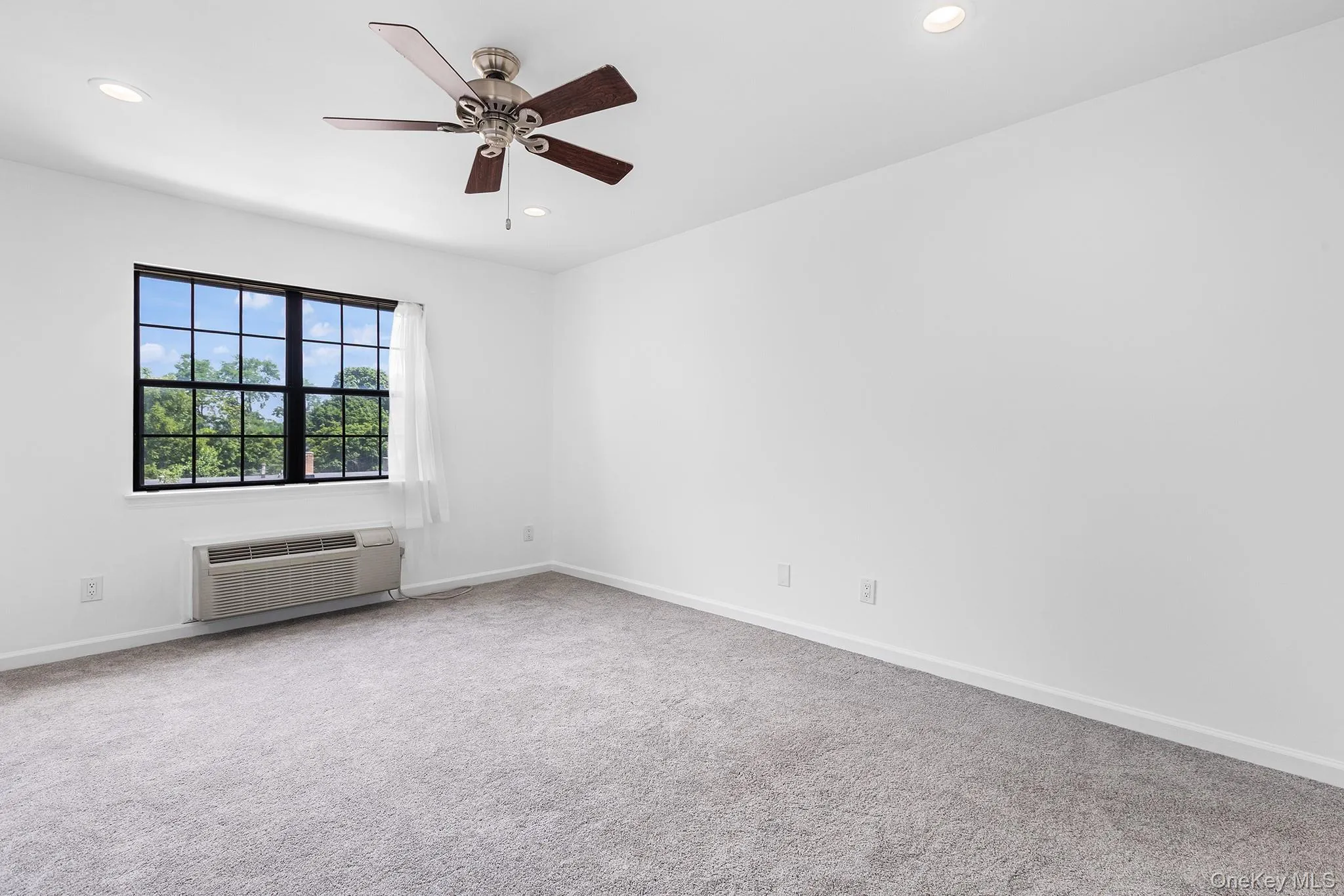 408 Carpenter Avenue, Newburgh (city), NY, 3 Bedrooms Bedrooms, 5 Rooms Rooms,2 BathroomsBathrooms,Residential,For Rent,Carpenter,0,1024487 408 Carpenter Avenue, Newburgh (city), NY, 3 Bedrooms Bedrooms, 5 Rooms Rooms,2 BathroomsBathrooms,Residential,For Rent,Carpenter,0,1024487
