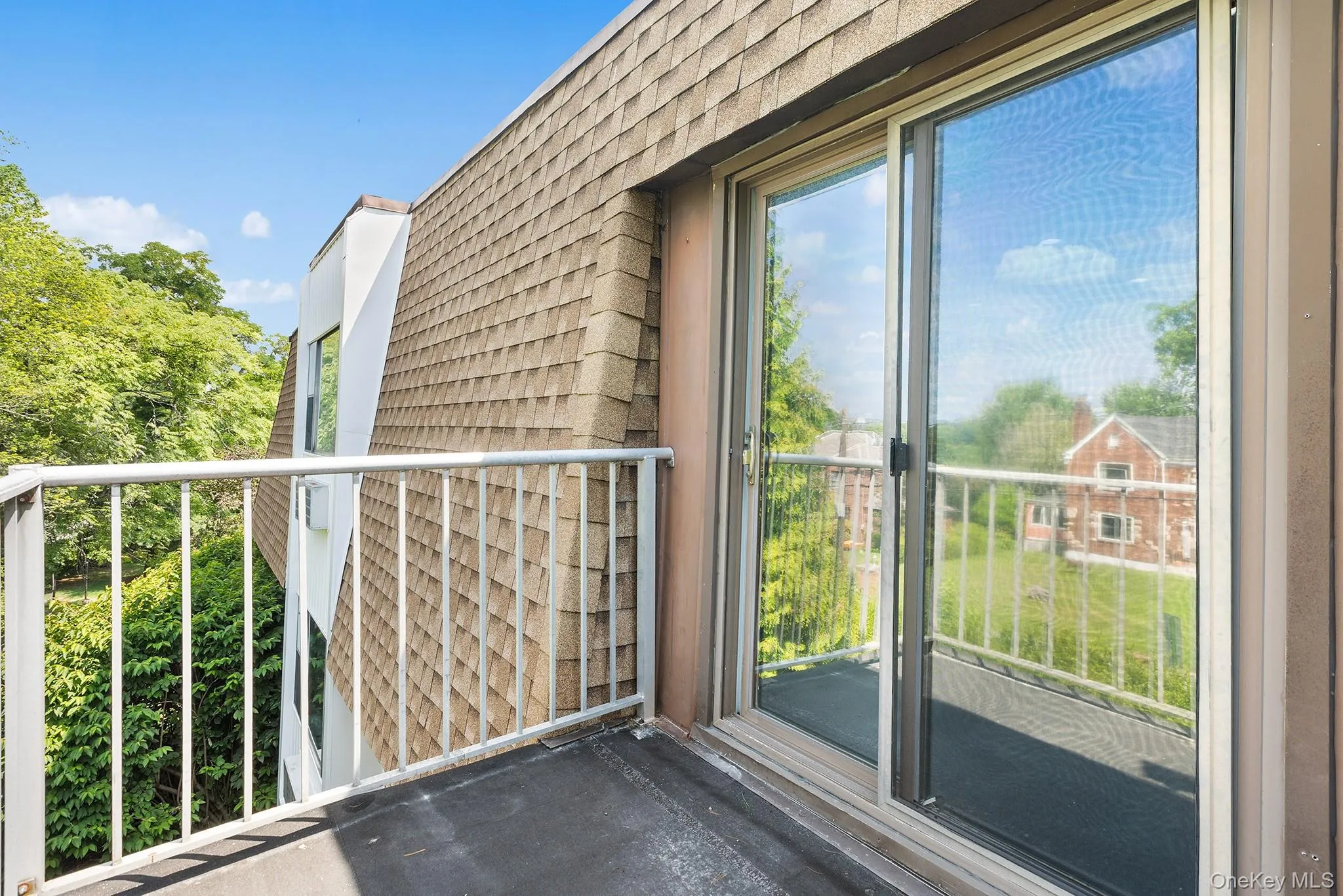 408 Carpenter Avenue, Newburgh (city), NY, 3 Bedrooms Bedrooms, 5 Rooms Rooms,2 BathroomsBathrooms,Residential,For Rent,Carpenter,0,1024487 408 Carpenter Avenue, Newburgh (city), NY, 3 Bedrooms Bedrooms, 5 Rooms Rooms,2 BathroomsBathrooms,Residential,For Rent,Carpenter,0,1024487