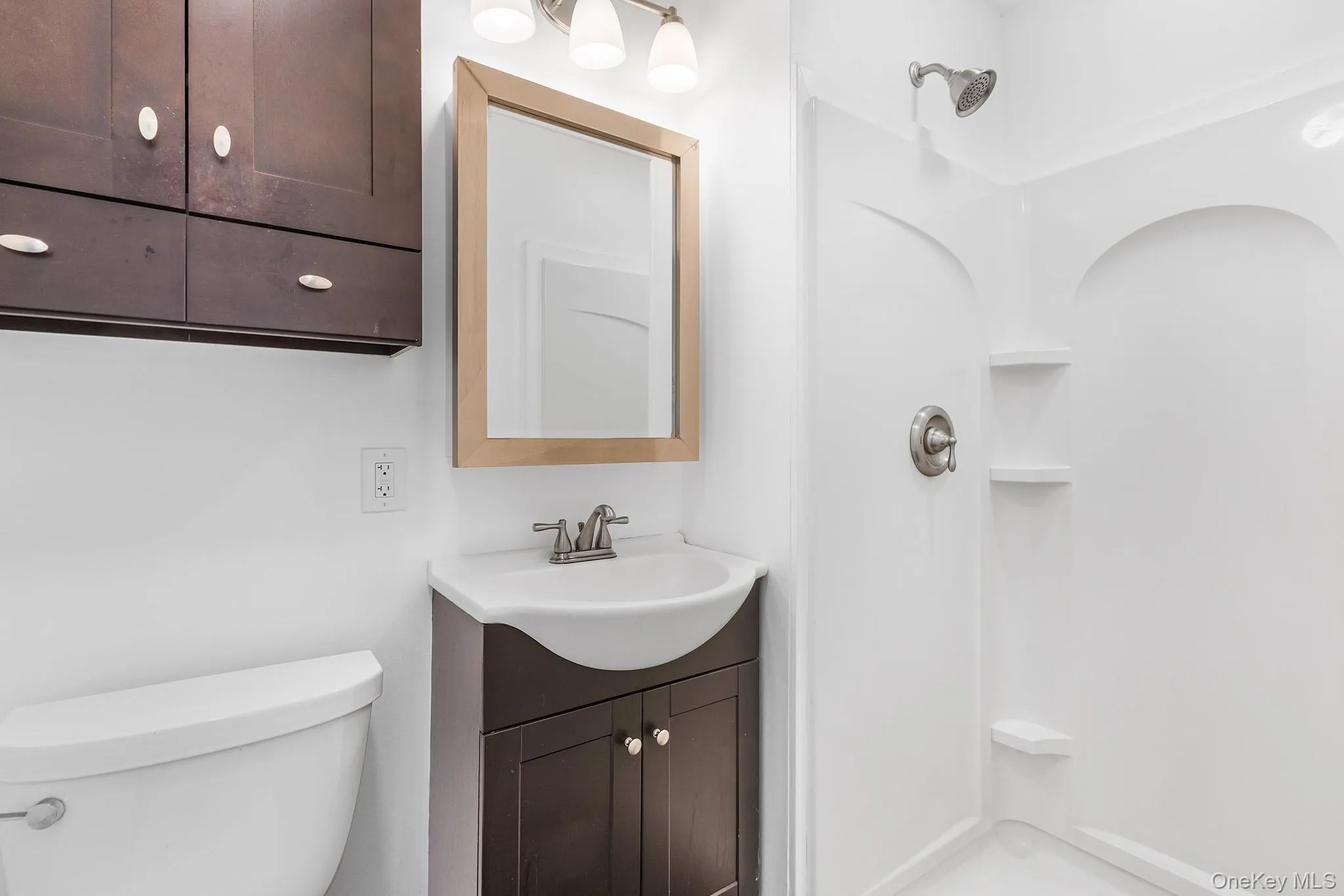 408 Carpenter Avenue, Newburgh (city), NY, 3 Bedrooms Bedrooms, 5 Rooms Rooms,2 BathroomsBathrooms,Residential,For Rent,Carpenter,0,1024487 408 Carpenter Avenue, Newburgh (city), NY, 3 Bedrooms Bedrooms, 5 Rooms Rooms,2 BathroomsBathrooms,Residential,For Rent,Carpenter,0,1024487